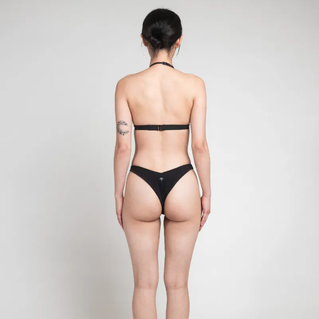 ▲TIMU 極高衩拼接 丁字下褲 / Black 經典黑