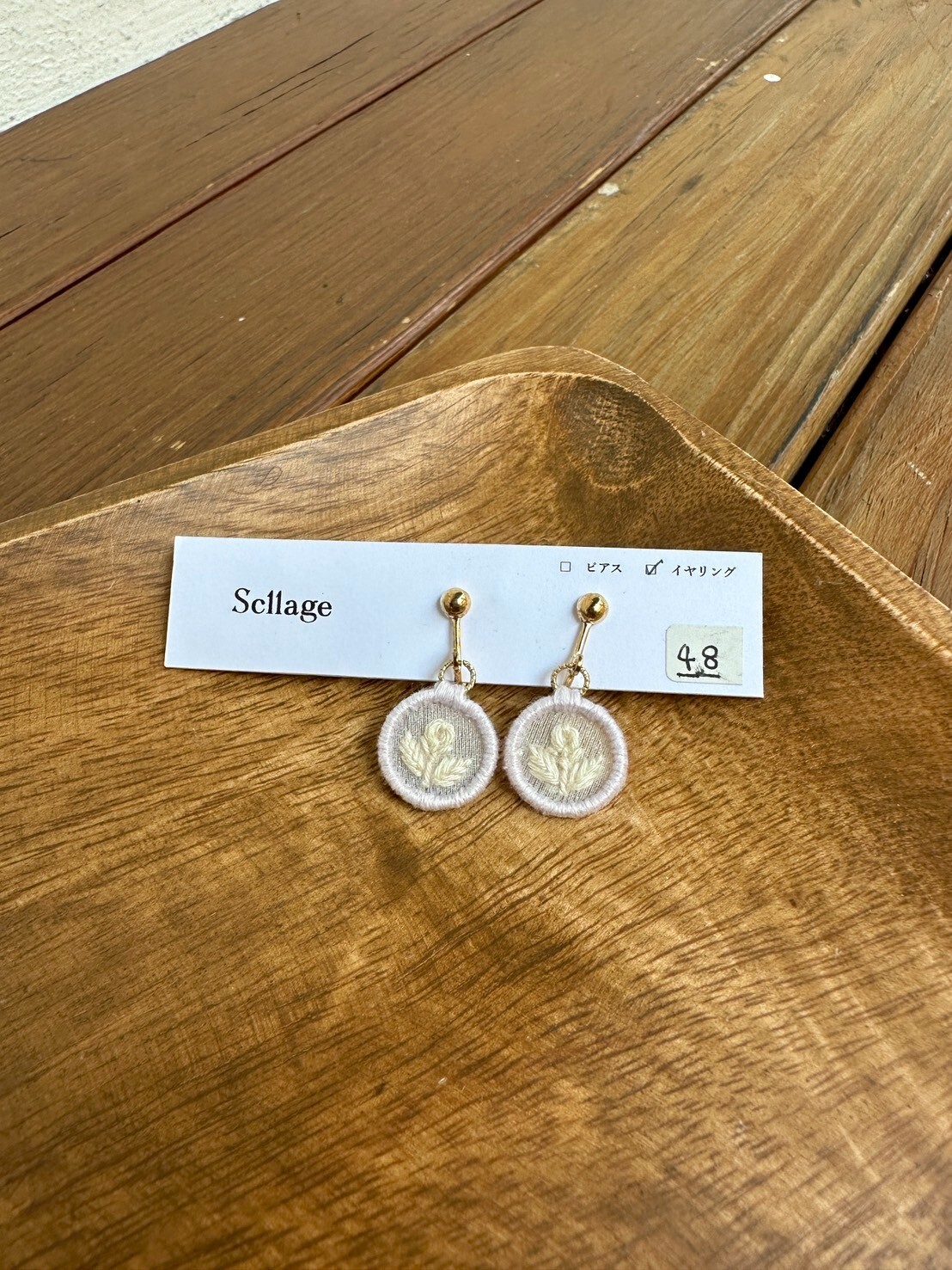 [scllage] 蕾 - 刺繡耳夾 | NO.48