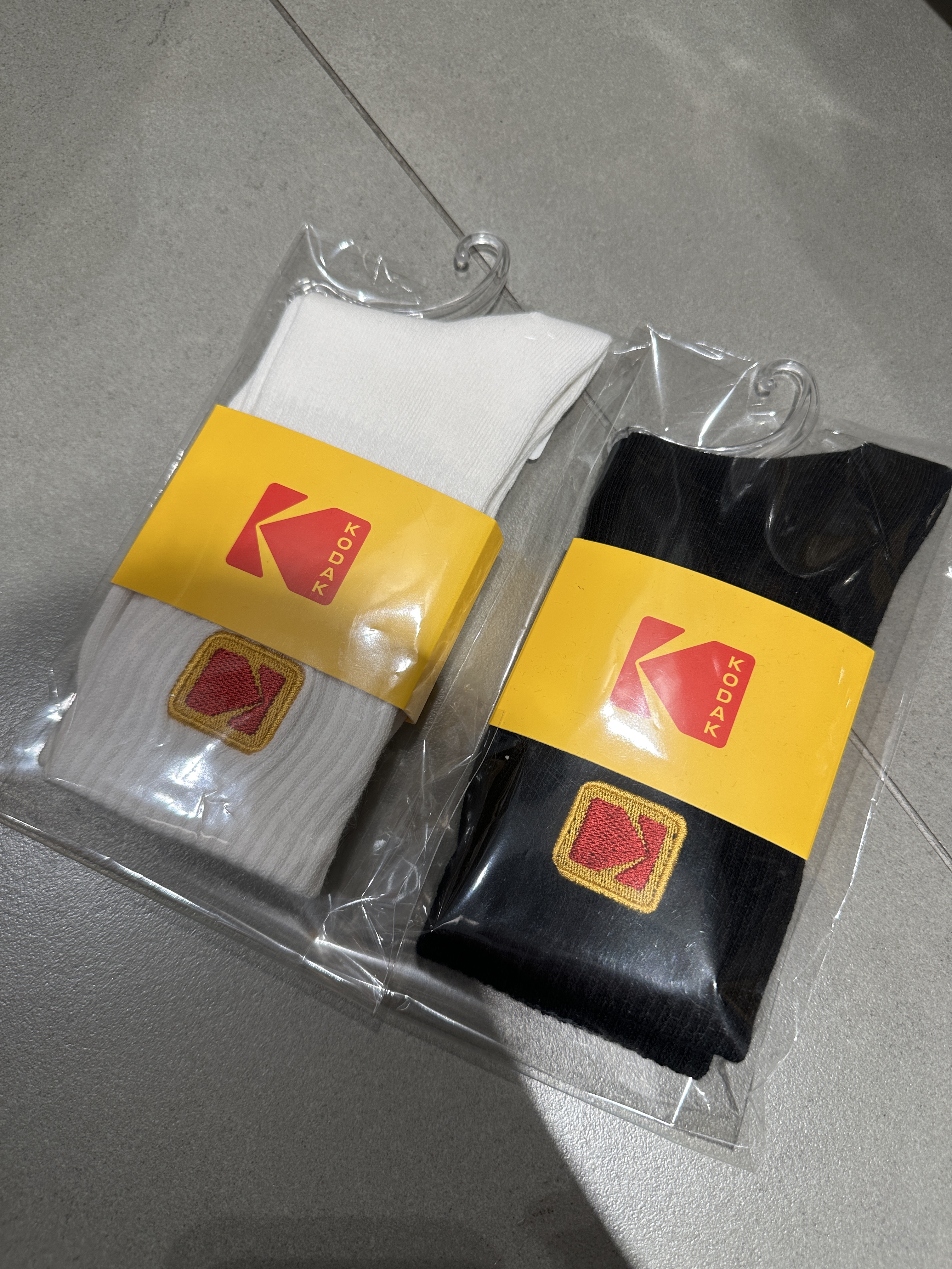 【現貨】Kodak 柯達 經典刺繡logo 中筒襪 襪子 K5143LSC11