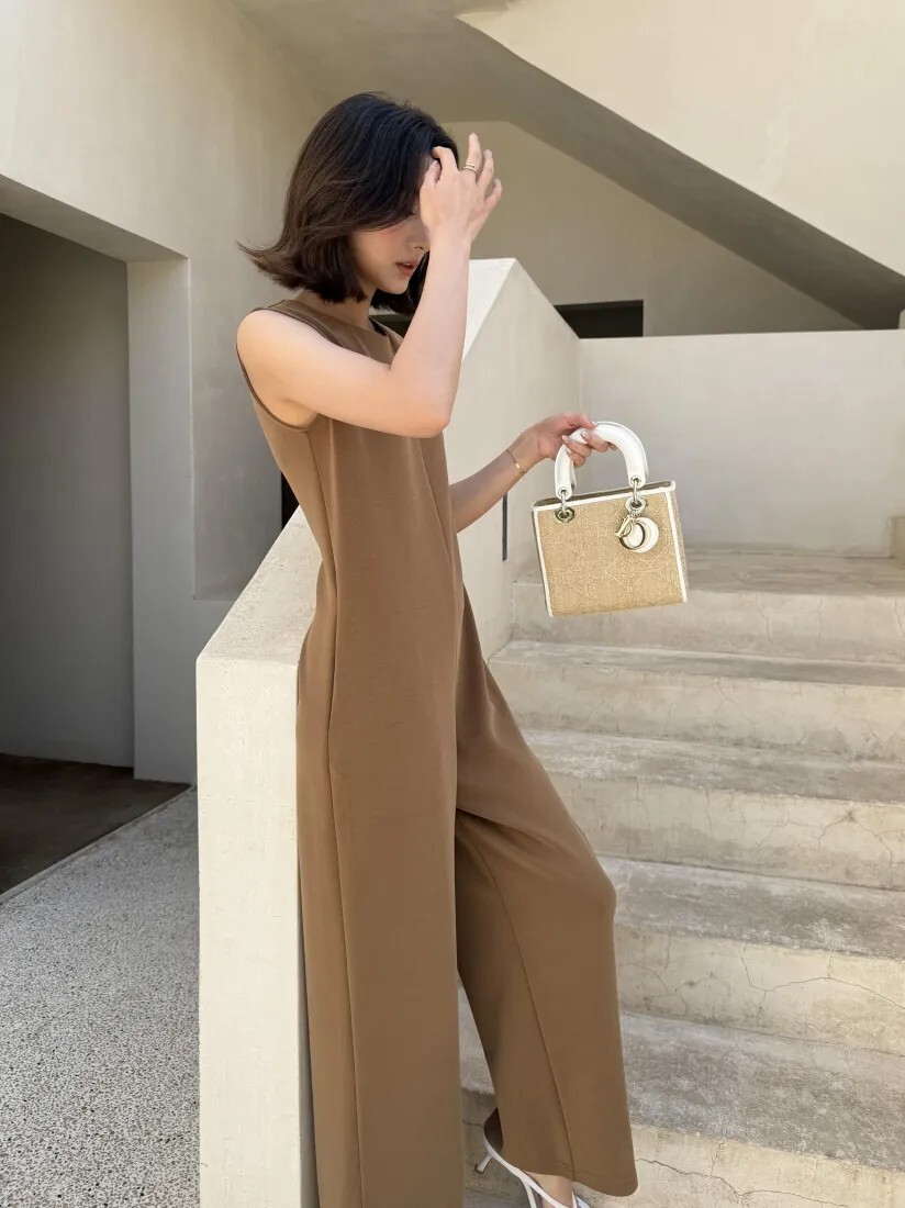 質感焦糖色系莫代爾棉圓領連身褲長褲S-M (Elegant & Love)