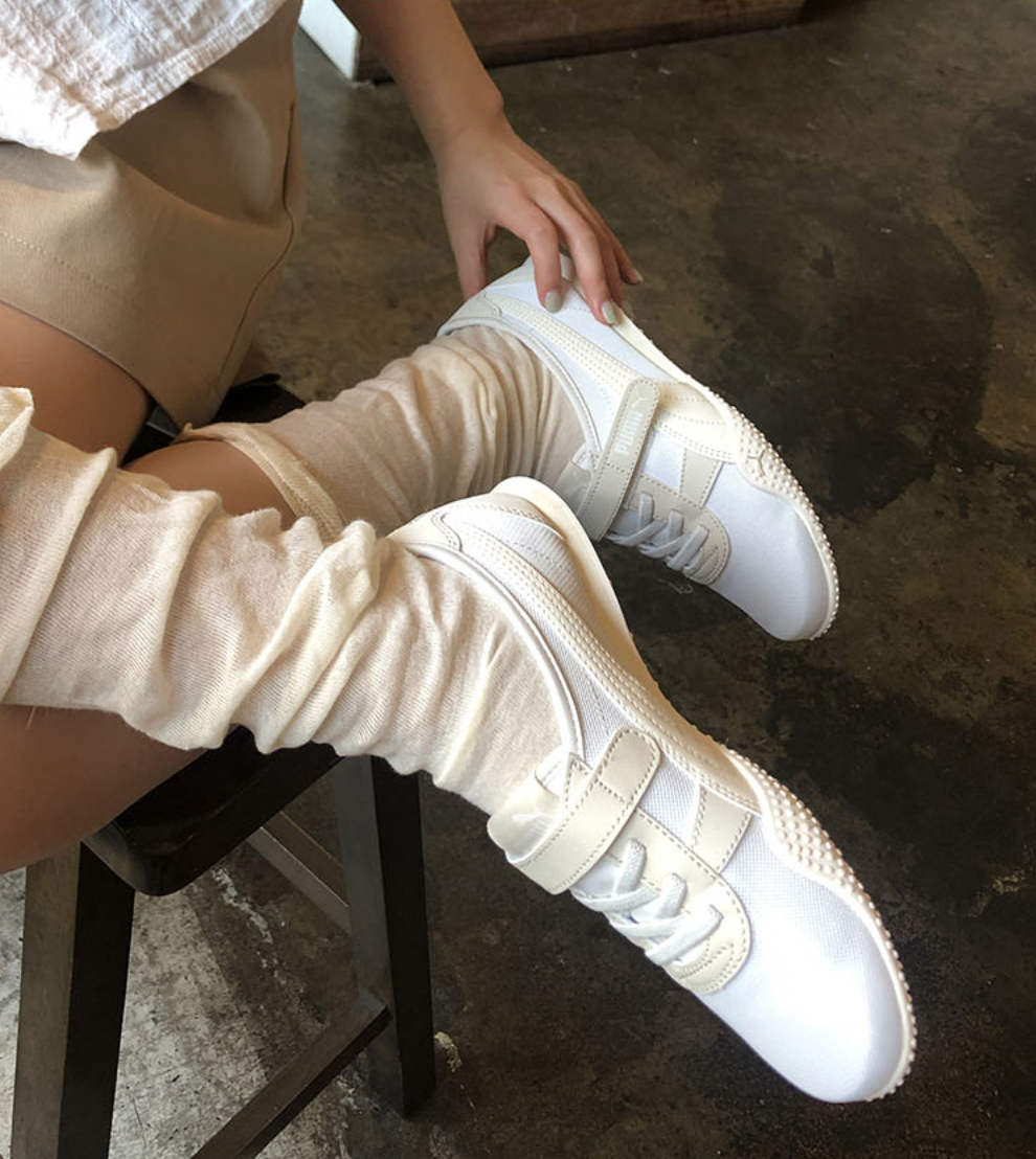 預購】PUMA BELLA V BLUSH IVORY 白色40456603