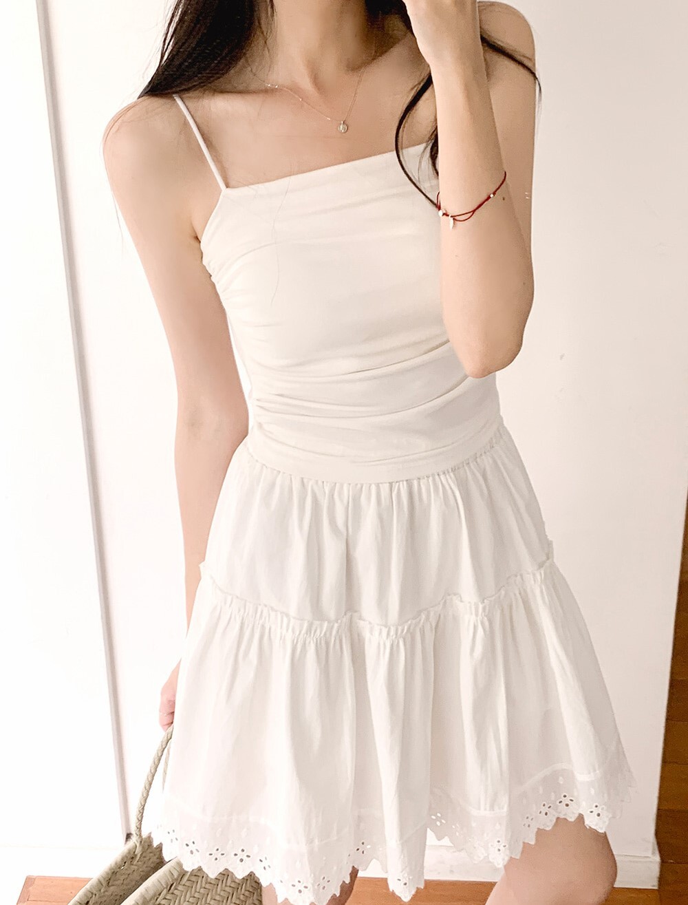 韓國grace muse授權 極簡百搭基礎抓皺附胸墊背心