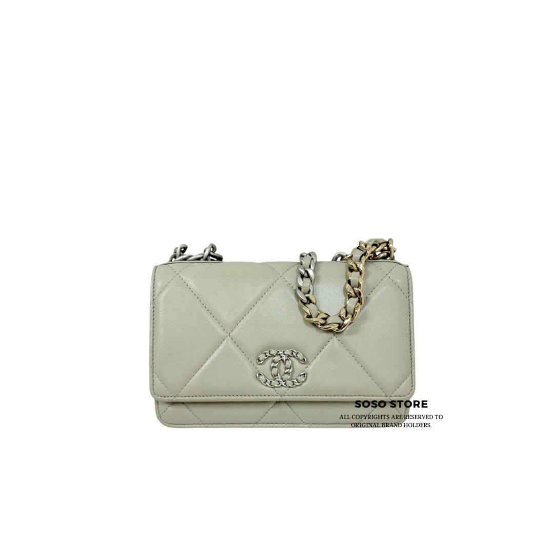 Chanel 19 WOC - Grey / Ghw&Shw