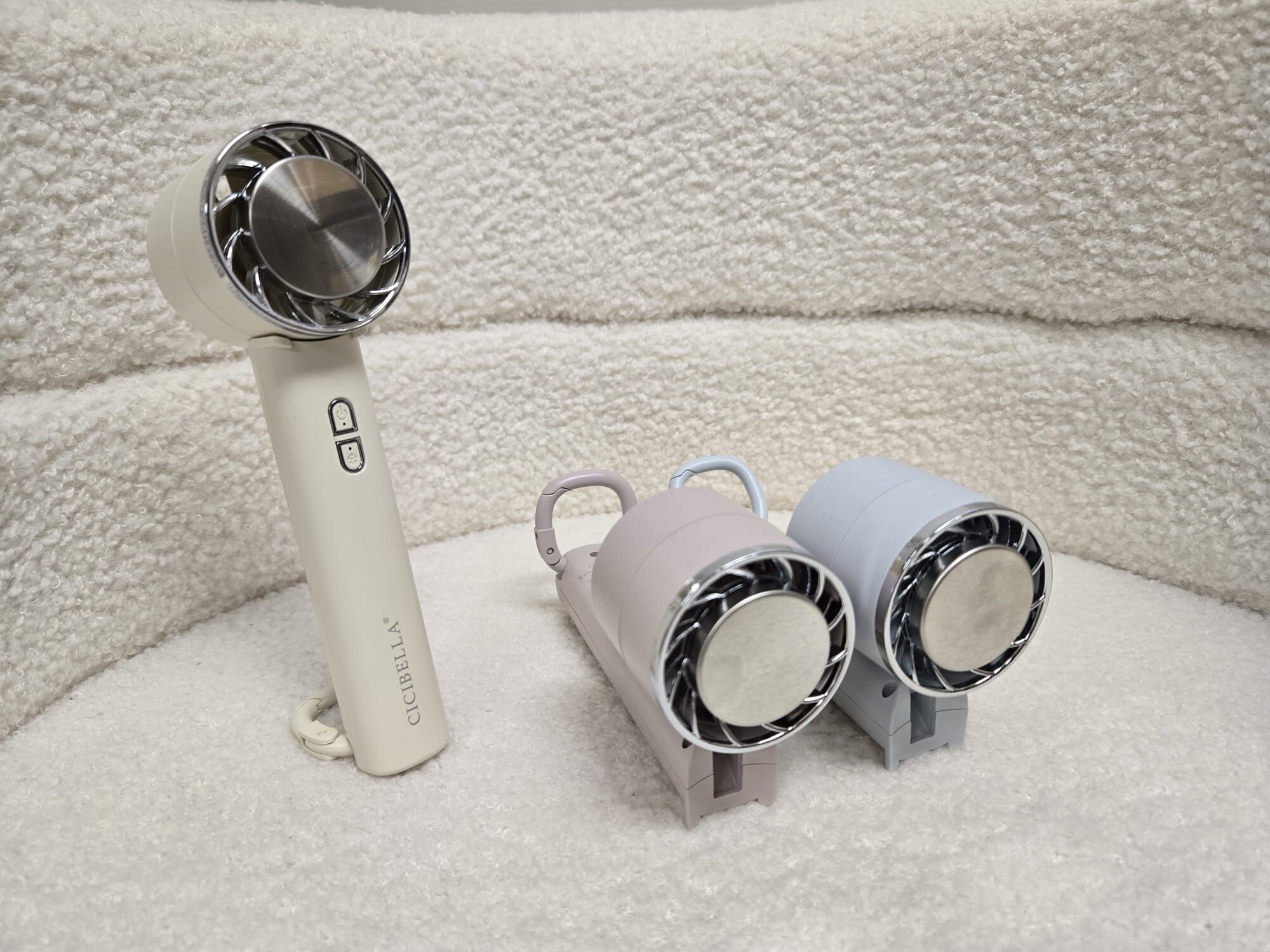 日本CICIBELLA iFan Freeze 冰感手提風扇 2024版 顏色隨機發