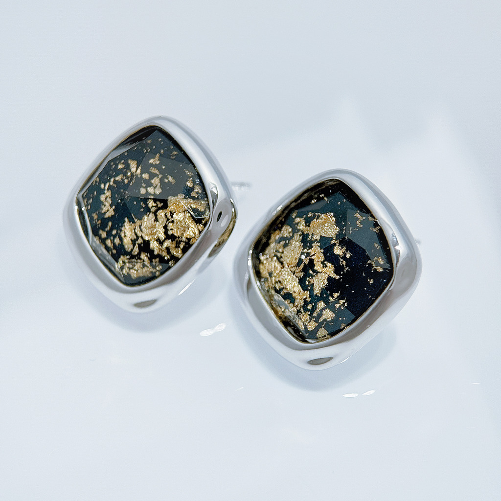 方形黑金箔耳環