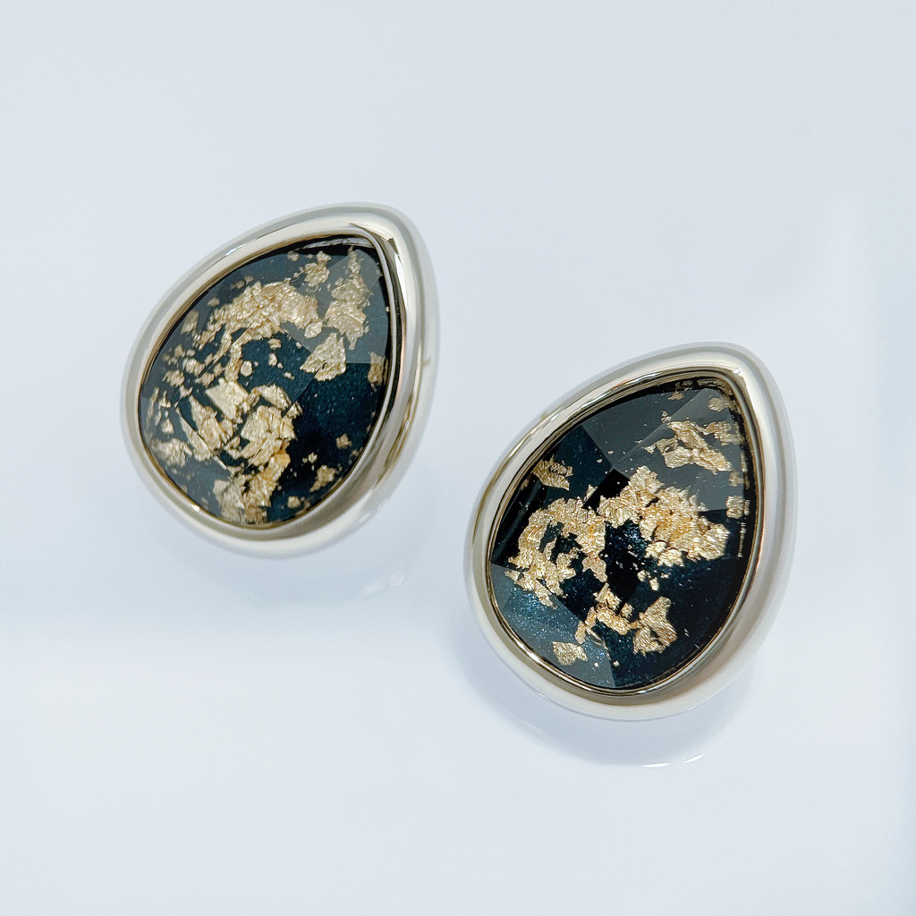 水滴黑金箔耳環