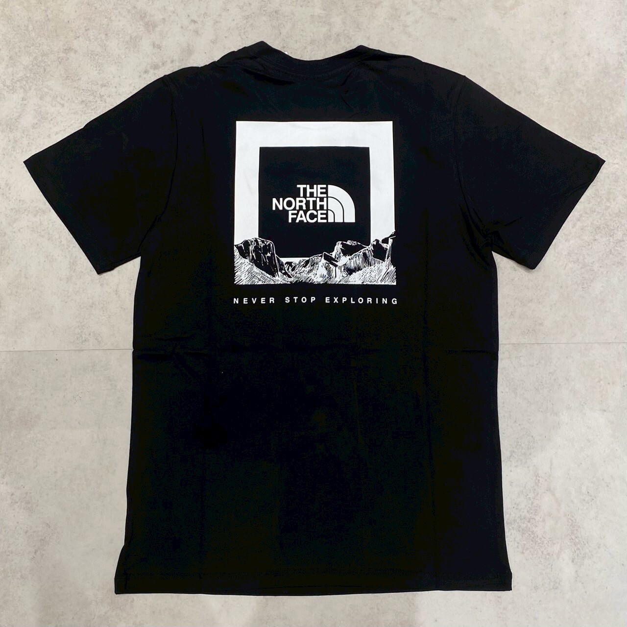 The North Face 北臉 雪白山峰短袖T恤 NF0A5JTTJK3