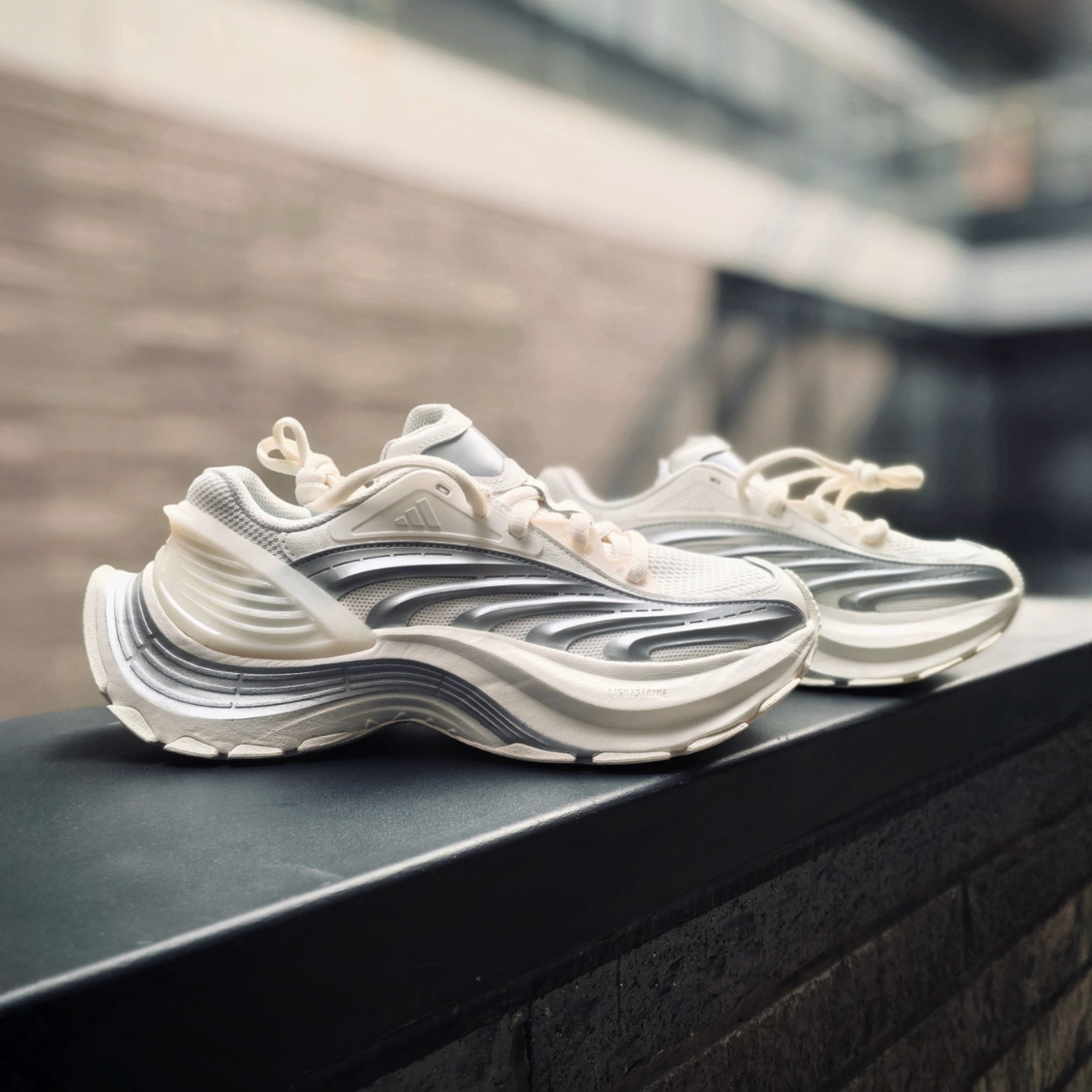 NICEDAY 代購 Adidas Adistar XLG White Silver 銀白 奶油白 機甲鞋 復古 銀 白 厚底 增高 JR6390