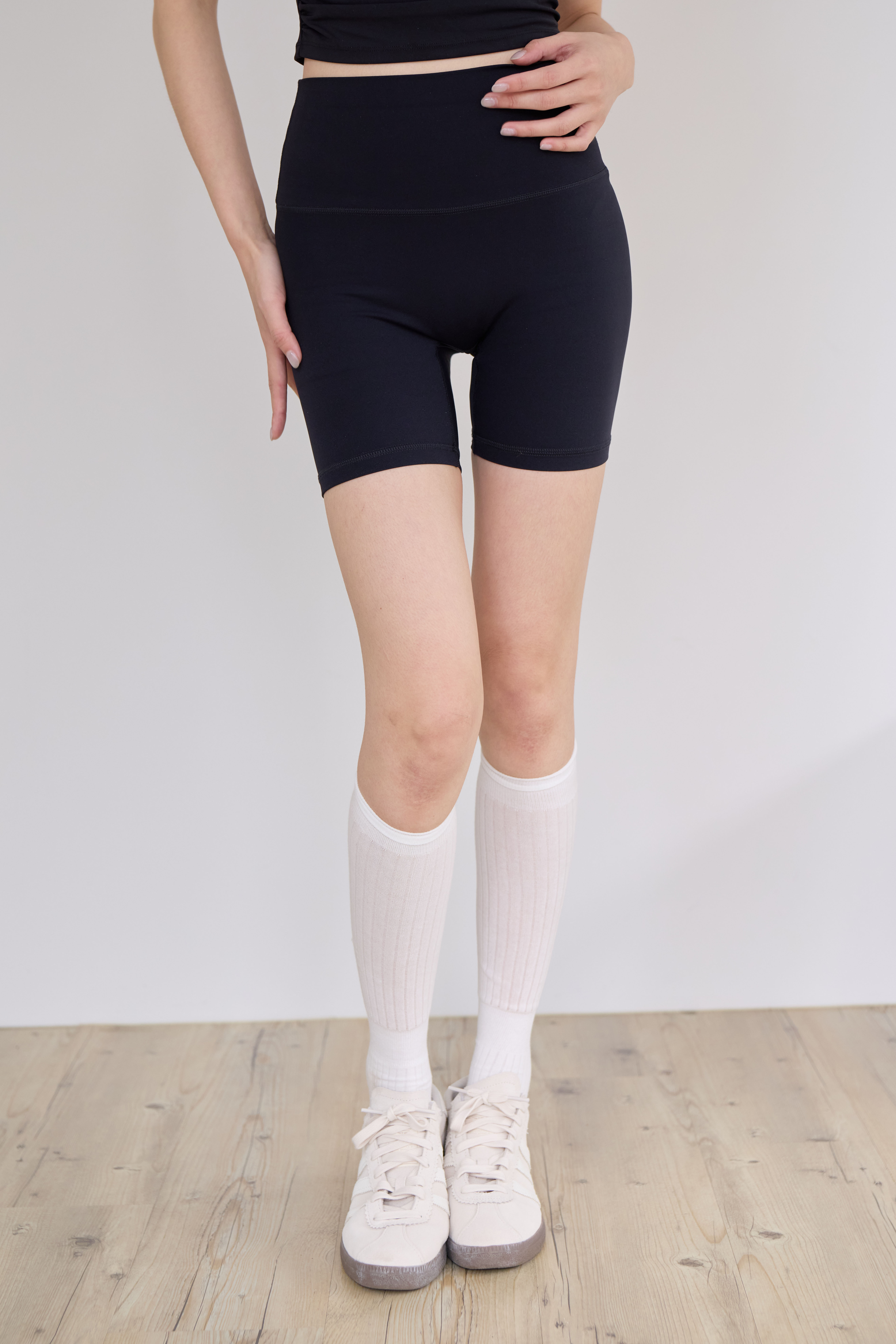 One Fits All 超延展運動3分褲 / 黑