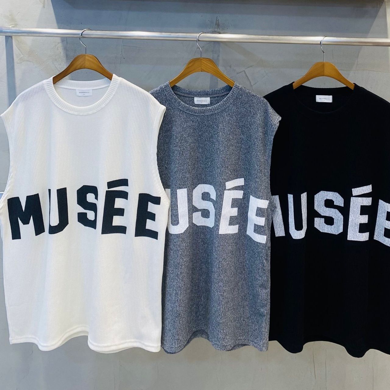 英文字背心 UNSTANDARD-118V