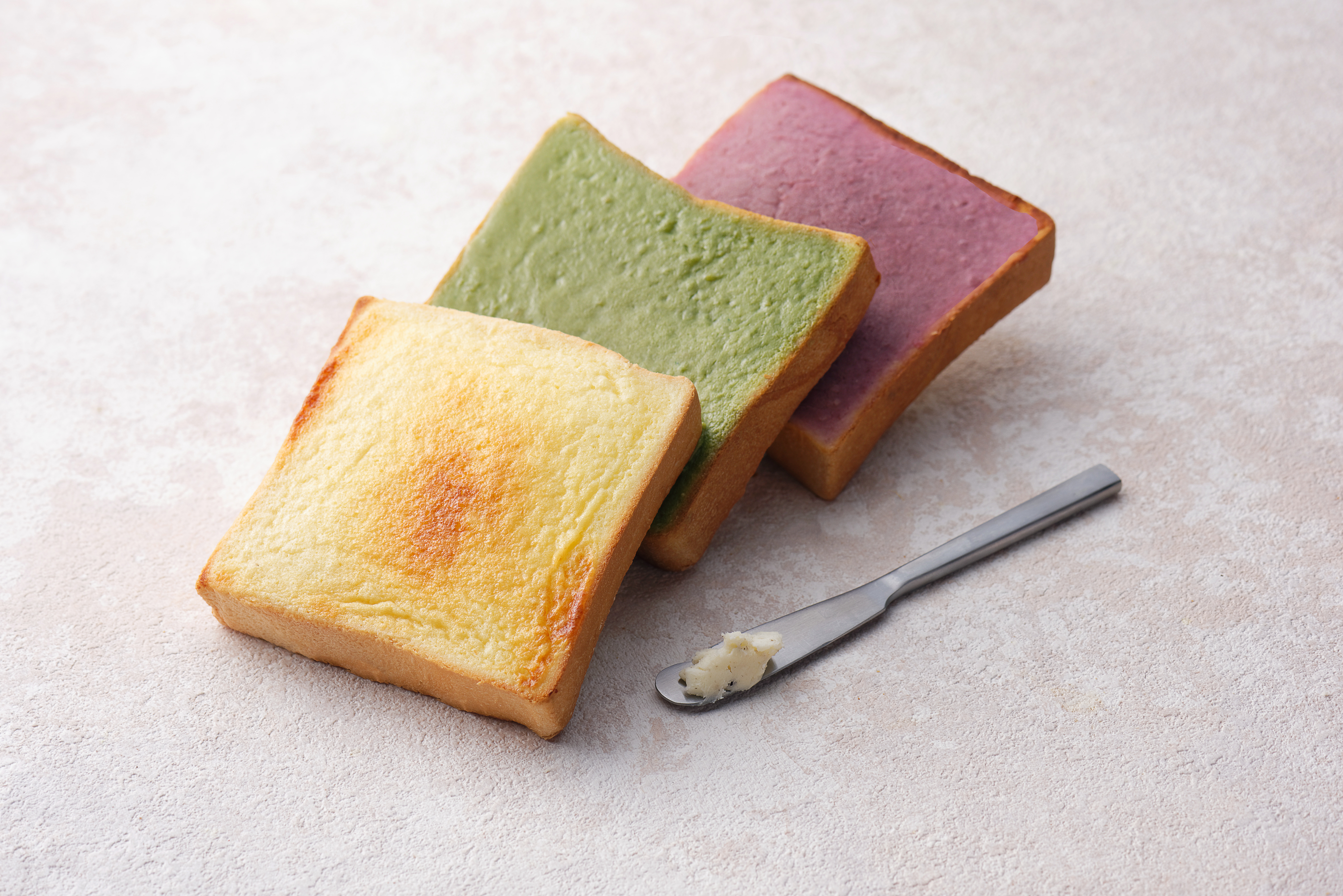 官網限定多入優惠組：蘑菇燻雞，夏威夷，白醬海鮮，法芙娜，焦糖海鹽， 春雞各兩片共12片