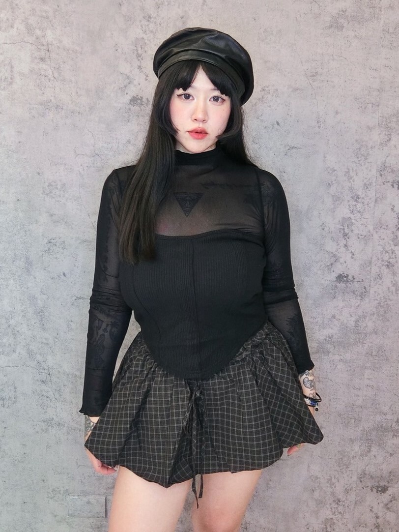 鬆緊格紋花苞小短裙*內有褲