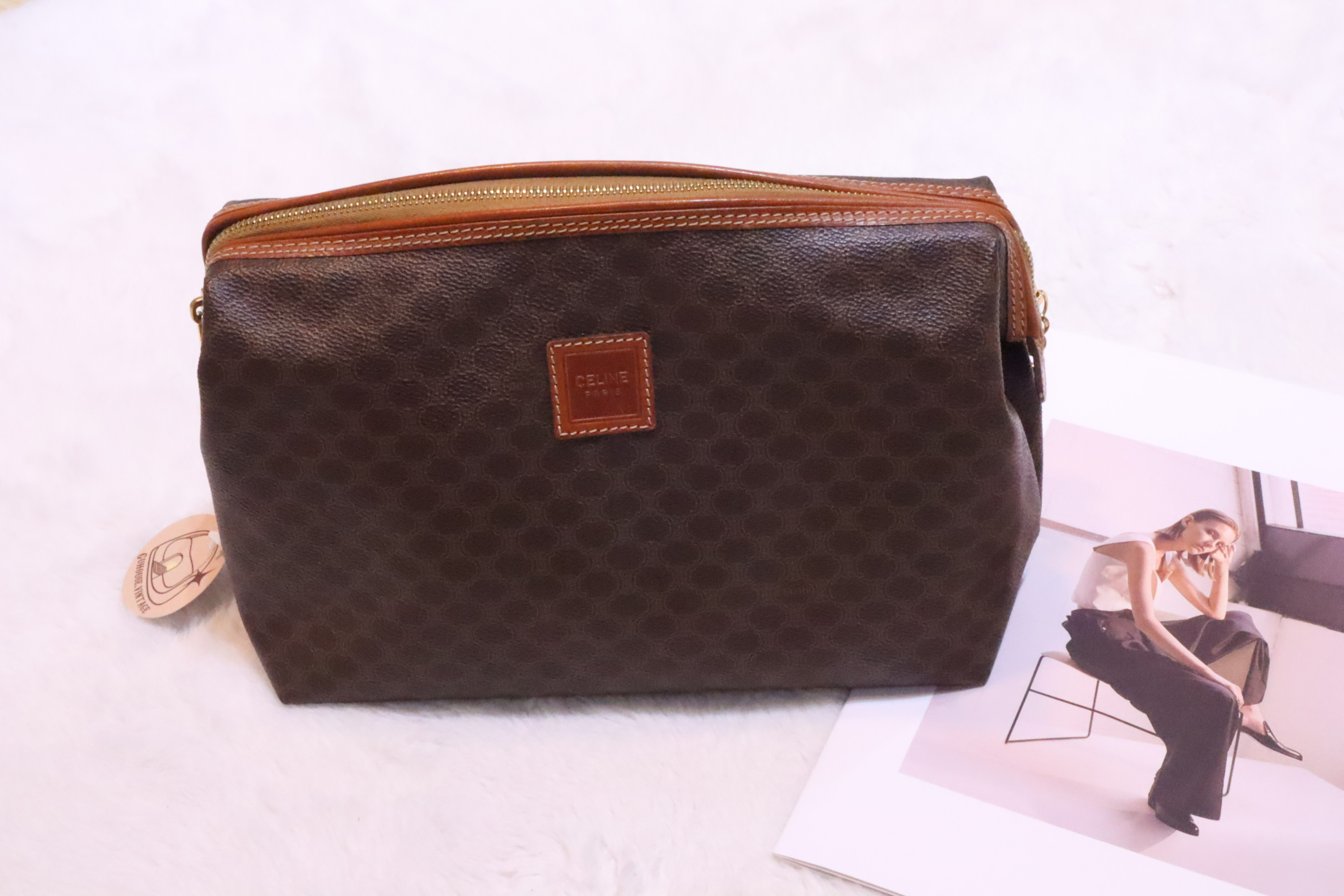 Celine 大 pouch🤎