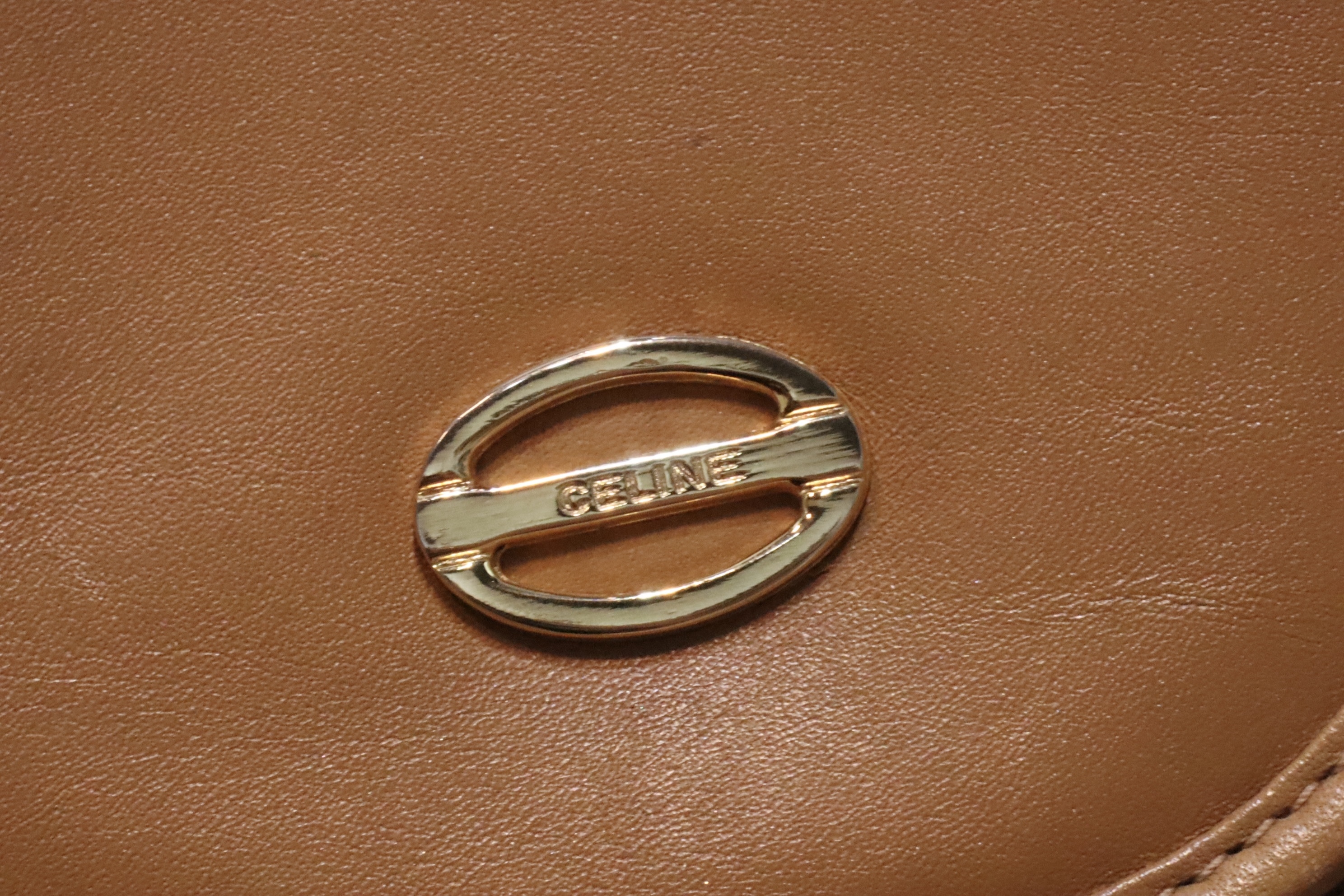 Celine 手拎袋🤎