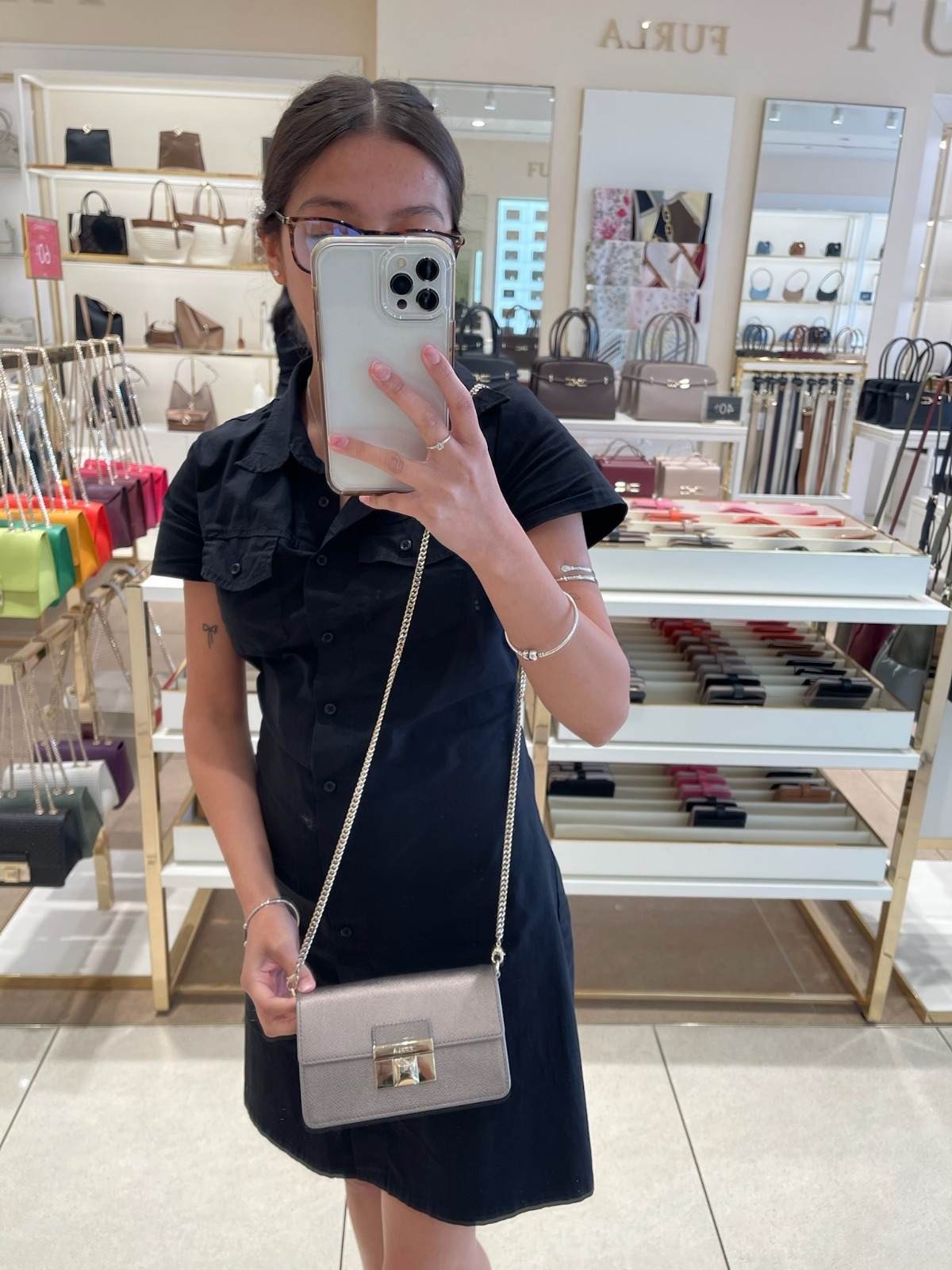 【預購】FURLA G060320 斜咩袋（香檳色）