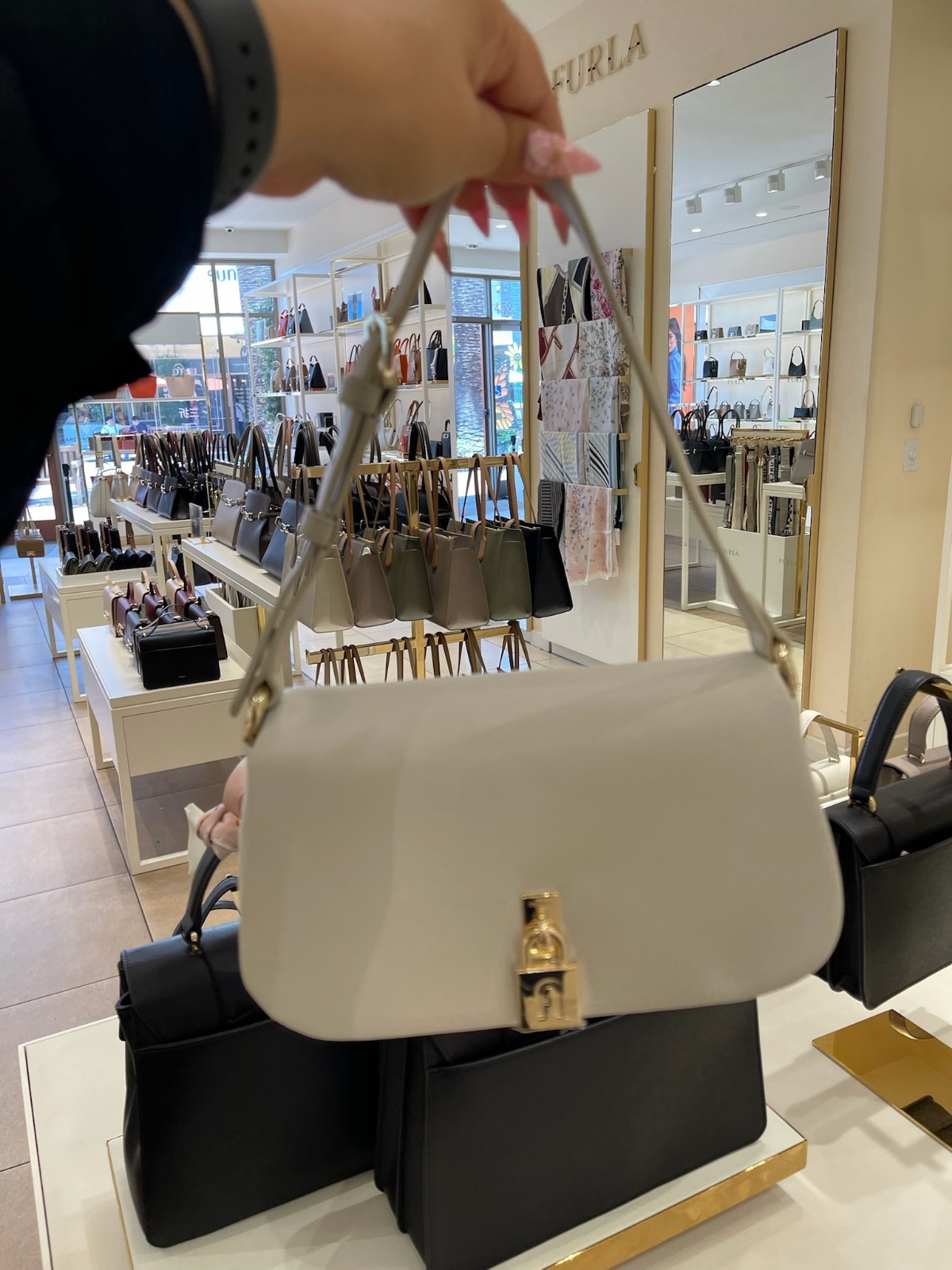 【預購】FURLA G060331 單肩包（灰色）