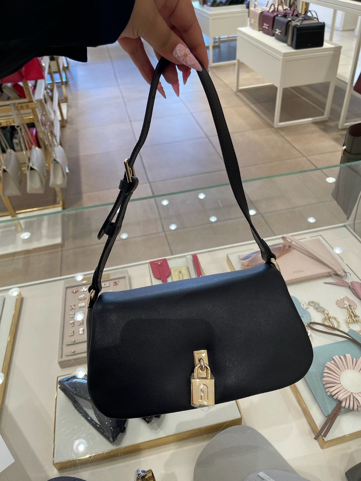 【預購】FURLA G060332 單肩包（黑色）