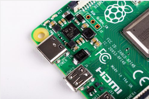 Raspberry Pi 4,Type-C 連接埠