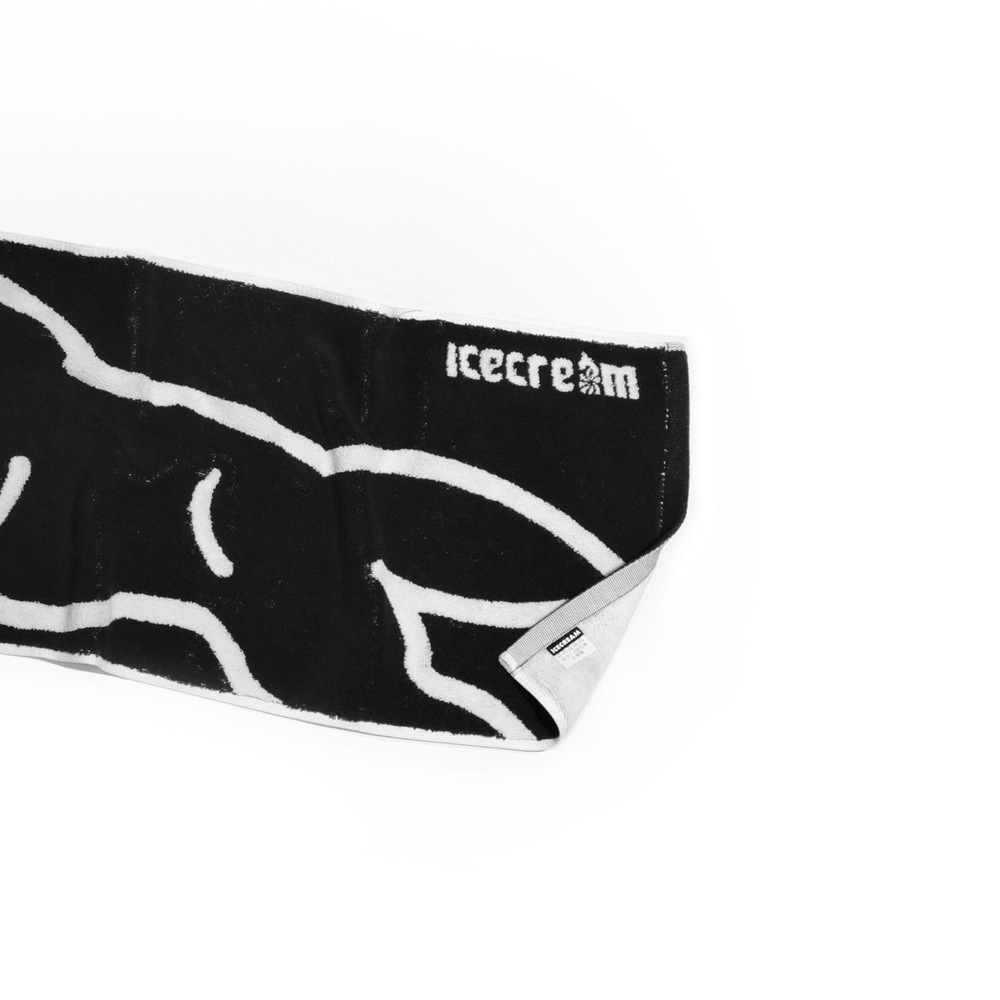ICECREAM RUNNING DOG TOWEL