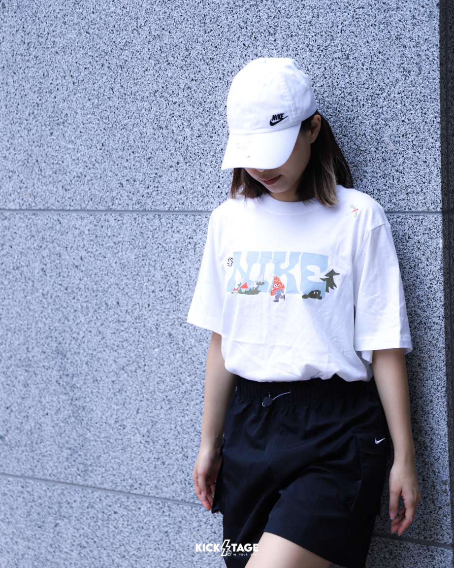 女款 NIKE W NSW SS TEE 白 粉 蘑菇 蜻蜓 刺繡 休閒 短袖 短T【IF0607】