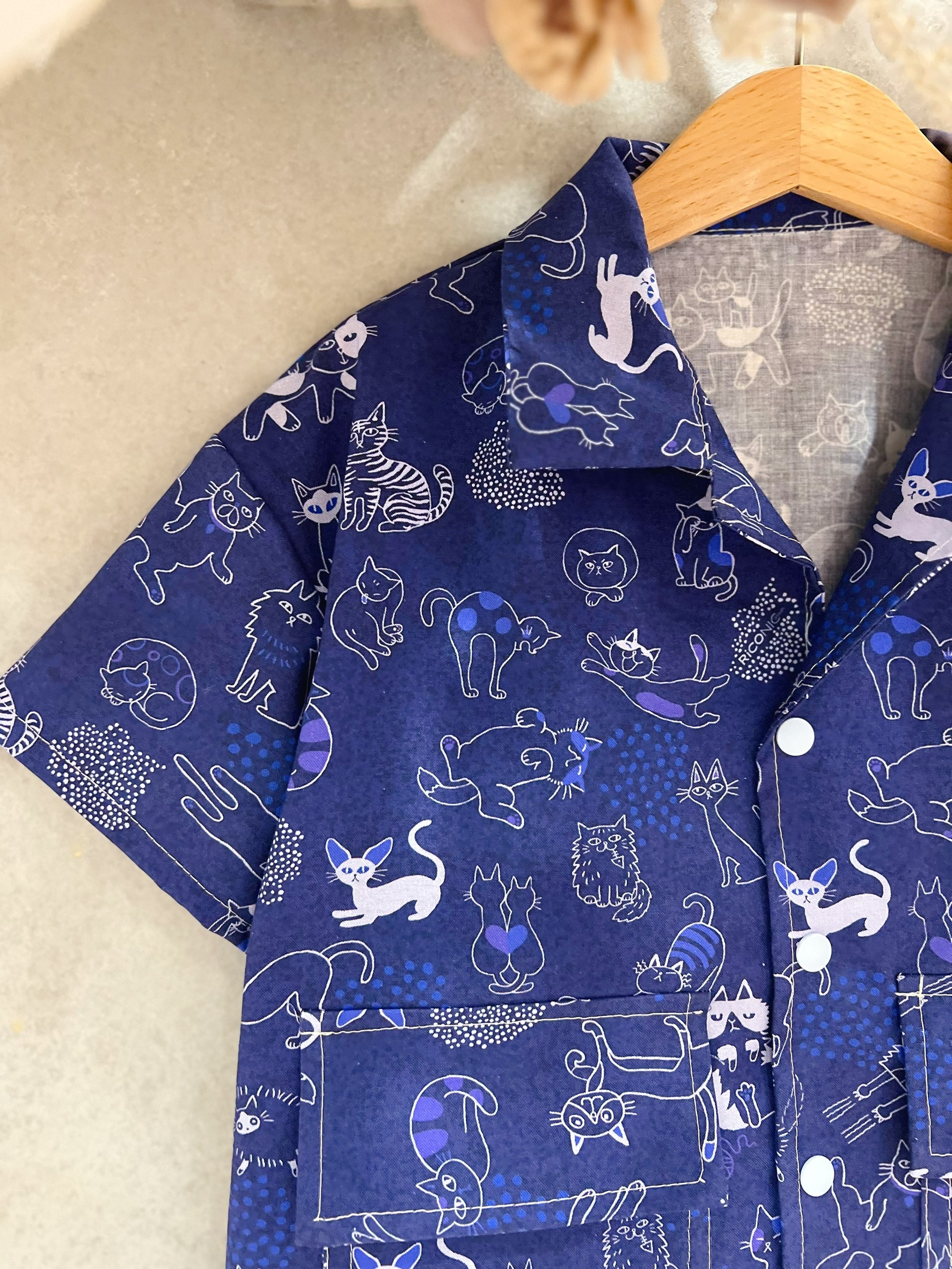 藍慵懶貓咪 古巴襯衫 (100)