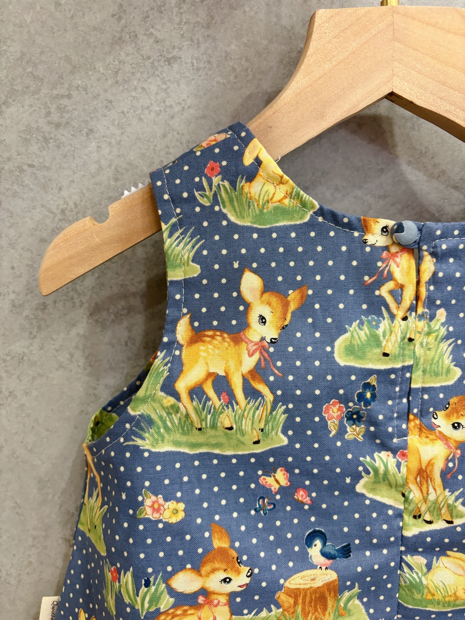 藍小鹿斑比 A字背心 (110)