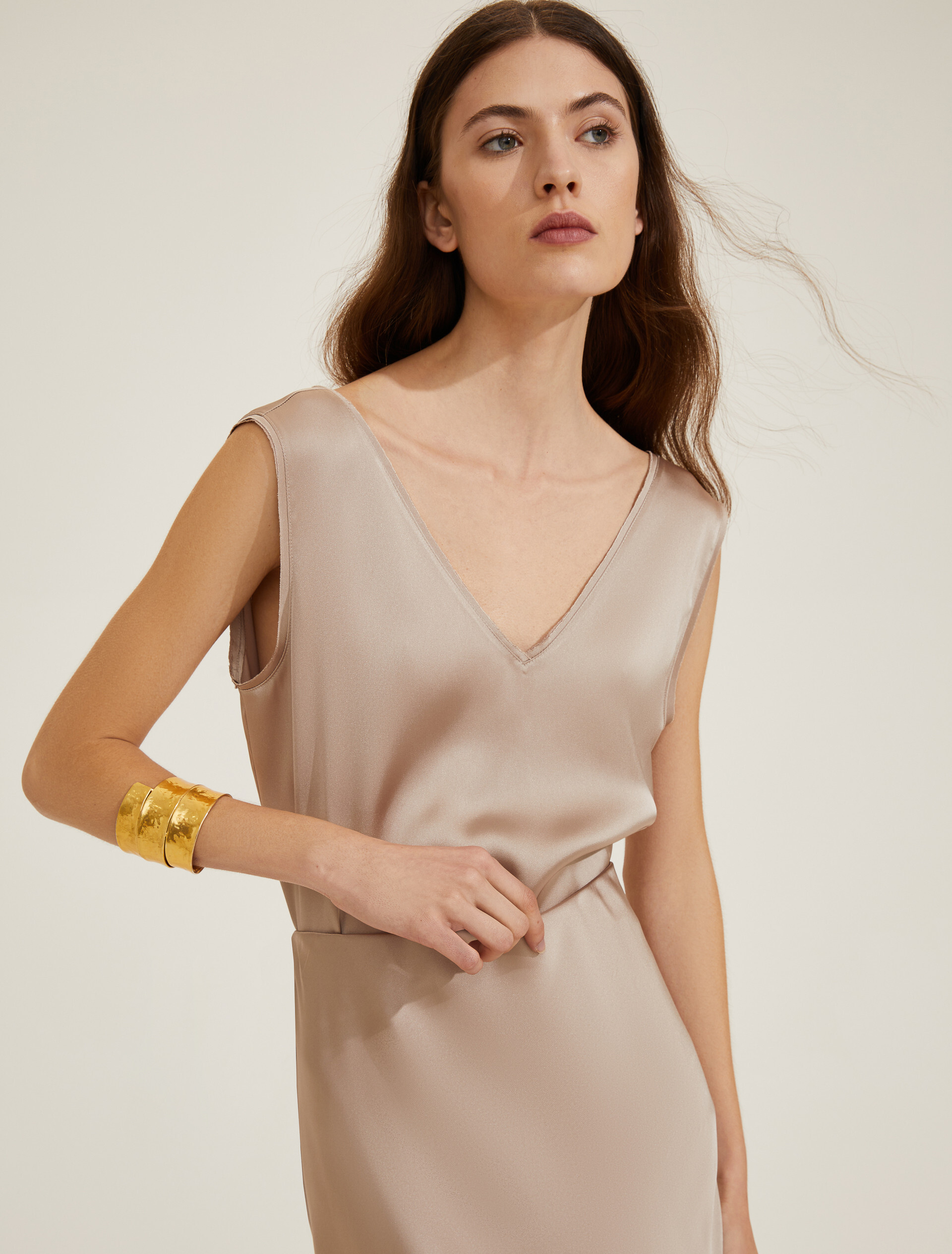 Emme Marella V領緞面無袖背心