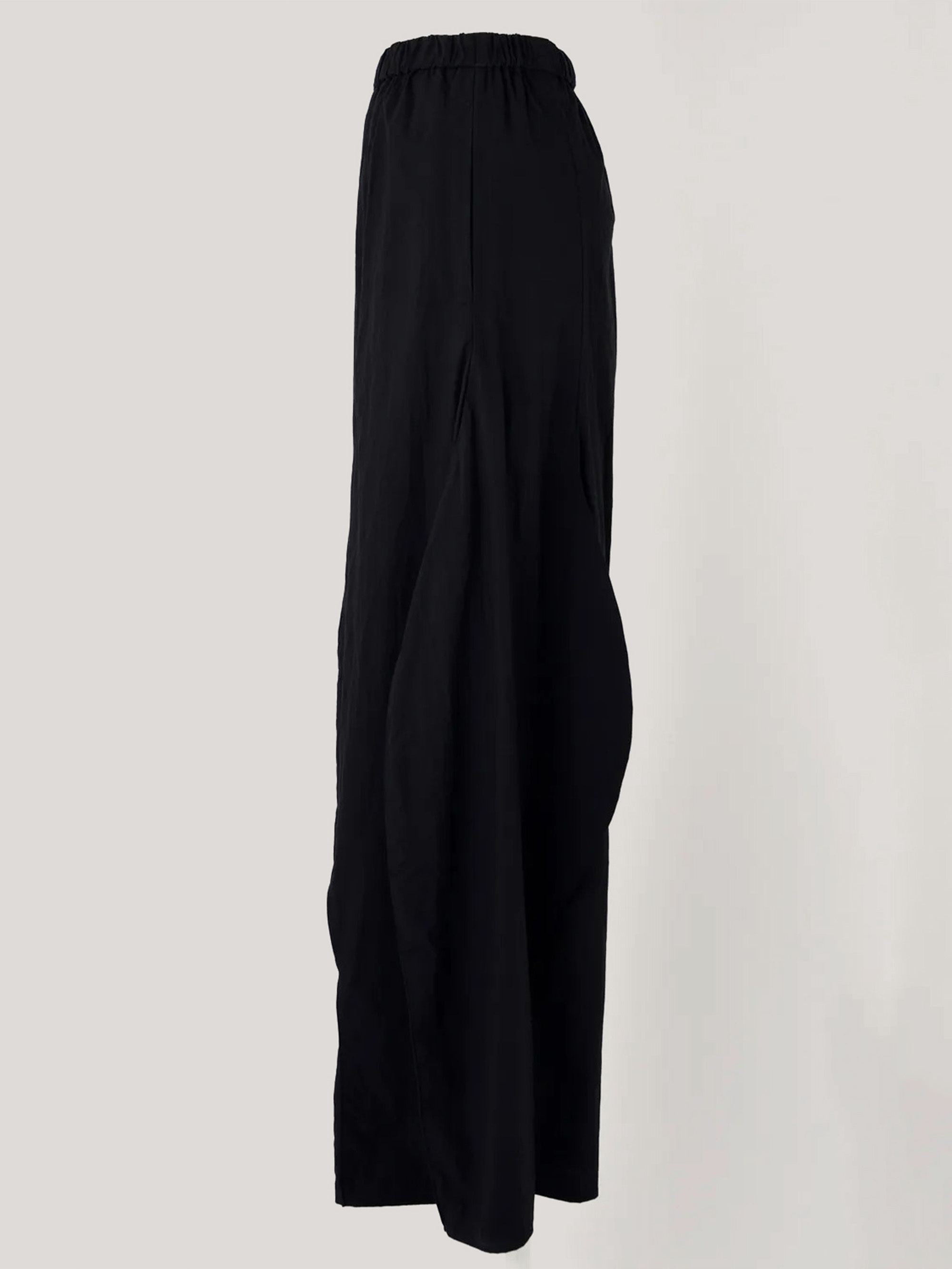 ENFOLD BLACK WAVE DRAPED TROUSER 長褲