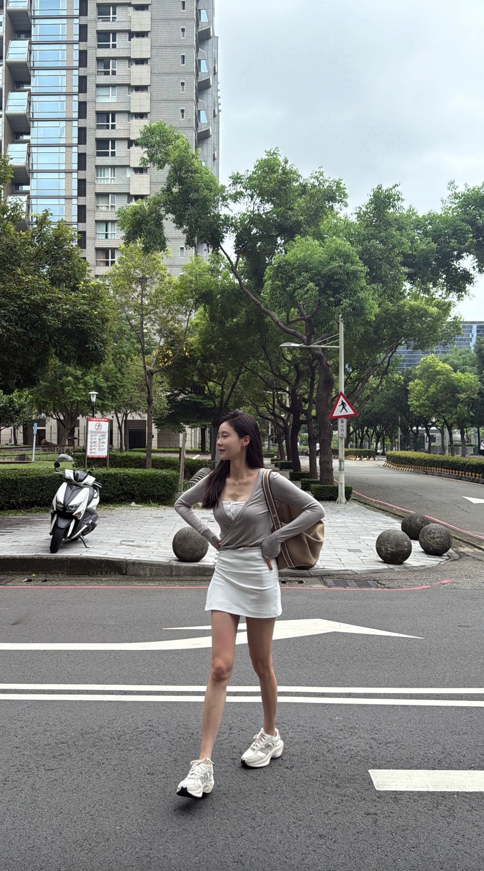 運動羅紋綁帶長袖罩衫