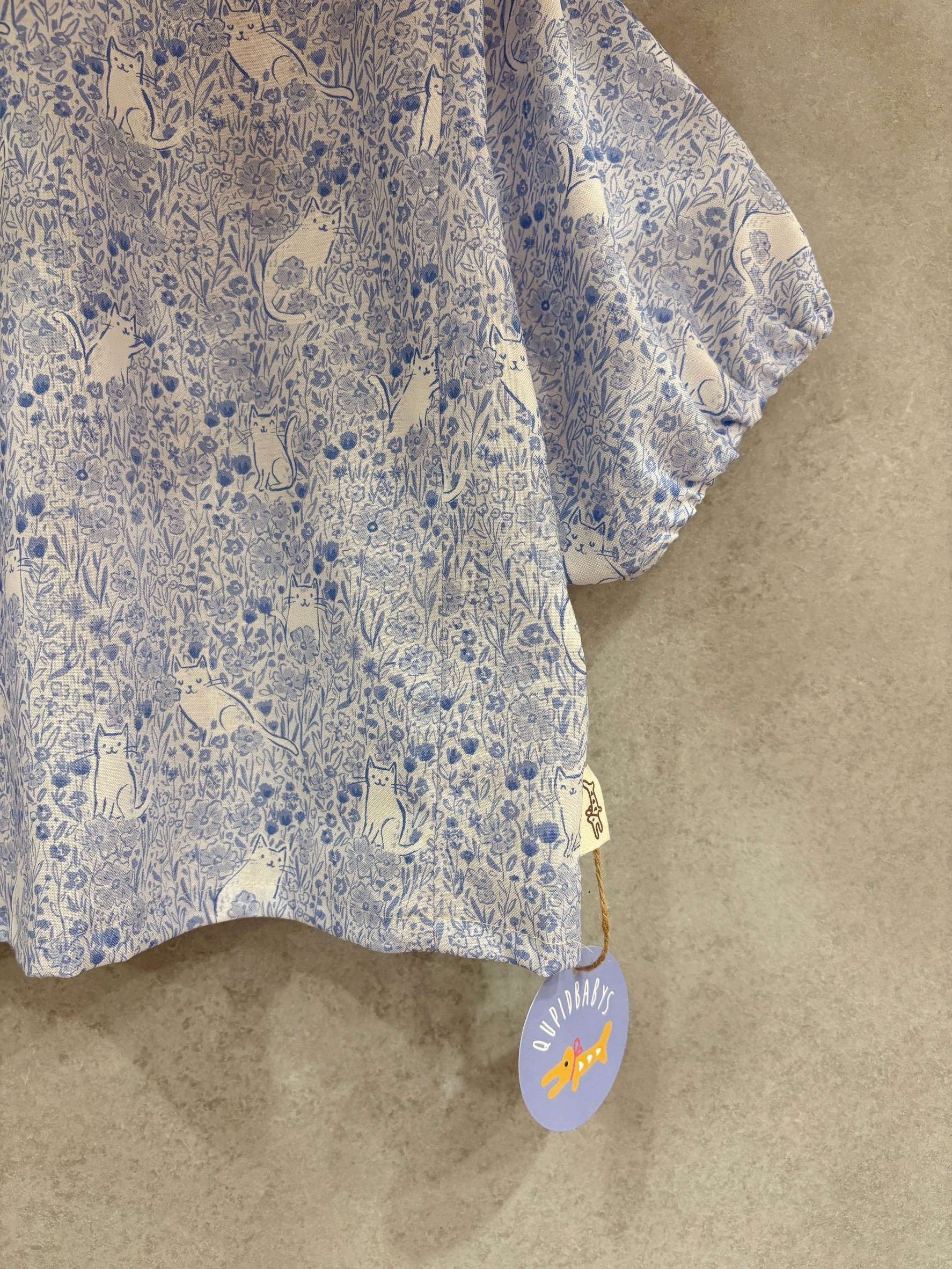 藍小貓花園 飛鼠袖上衣 (110)