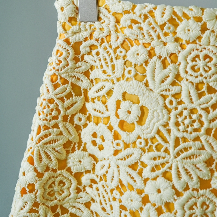 Miu Miu 黃色蕾絲小花裙 38號