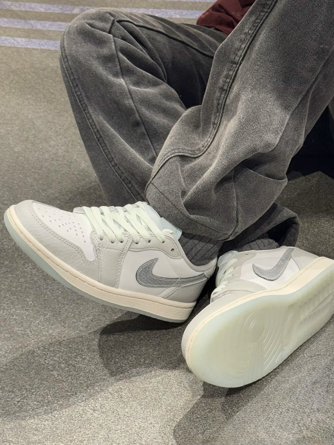 KTQ STORE ‧ Air Jordan 1 Retro Low OG GS 大童女鞋灰蛇年LNY HF3207-100