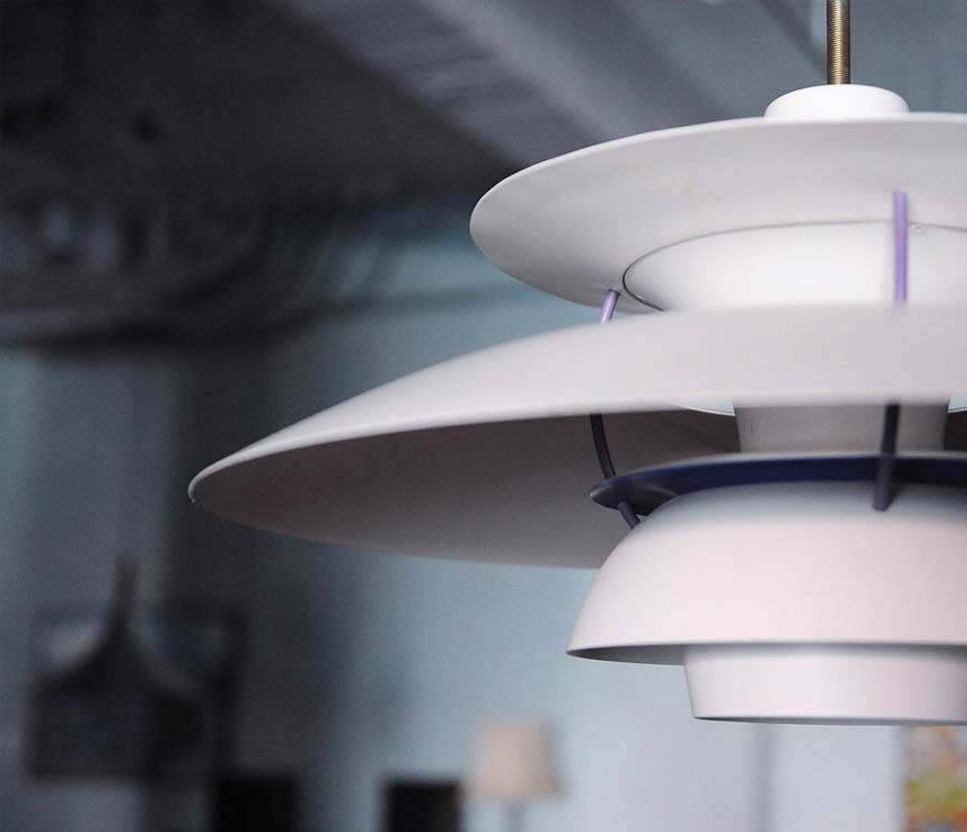 Suspension Lamp in Matt White