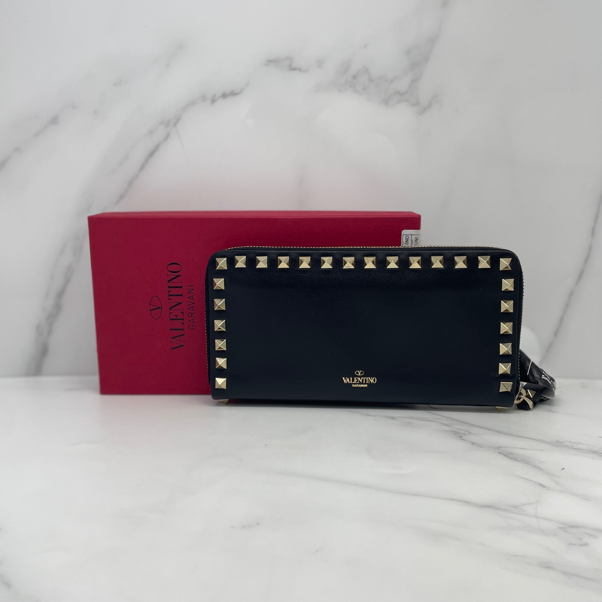 Valentino Garavani Zip Wallet