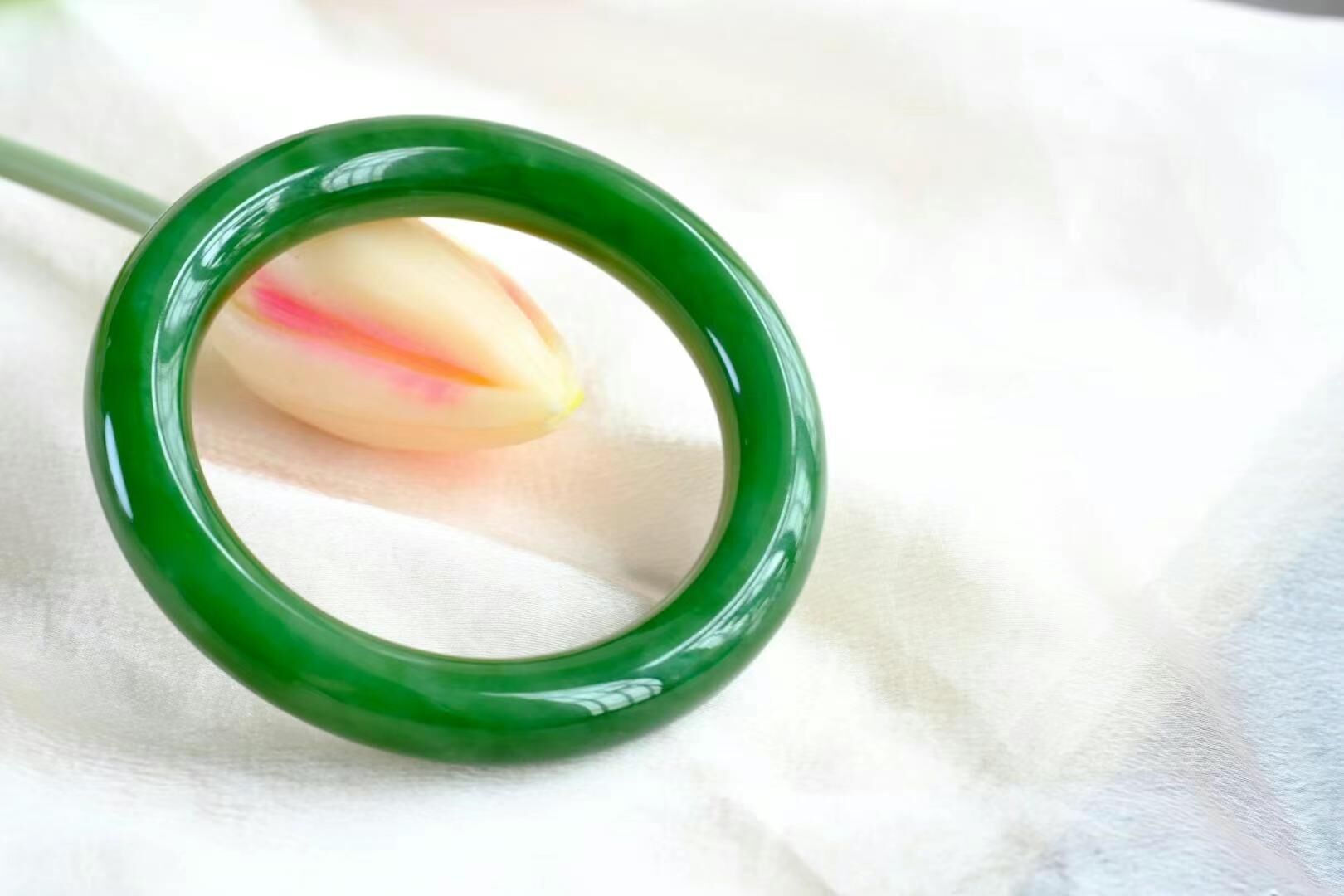 519720 53.7mm和田玉碧玉圓條手鐲 (52-54)