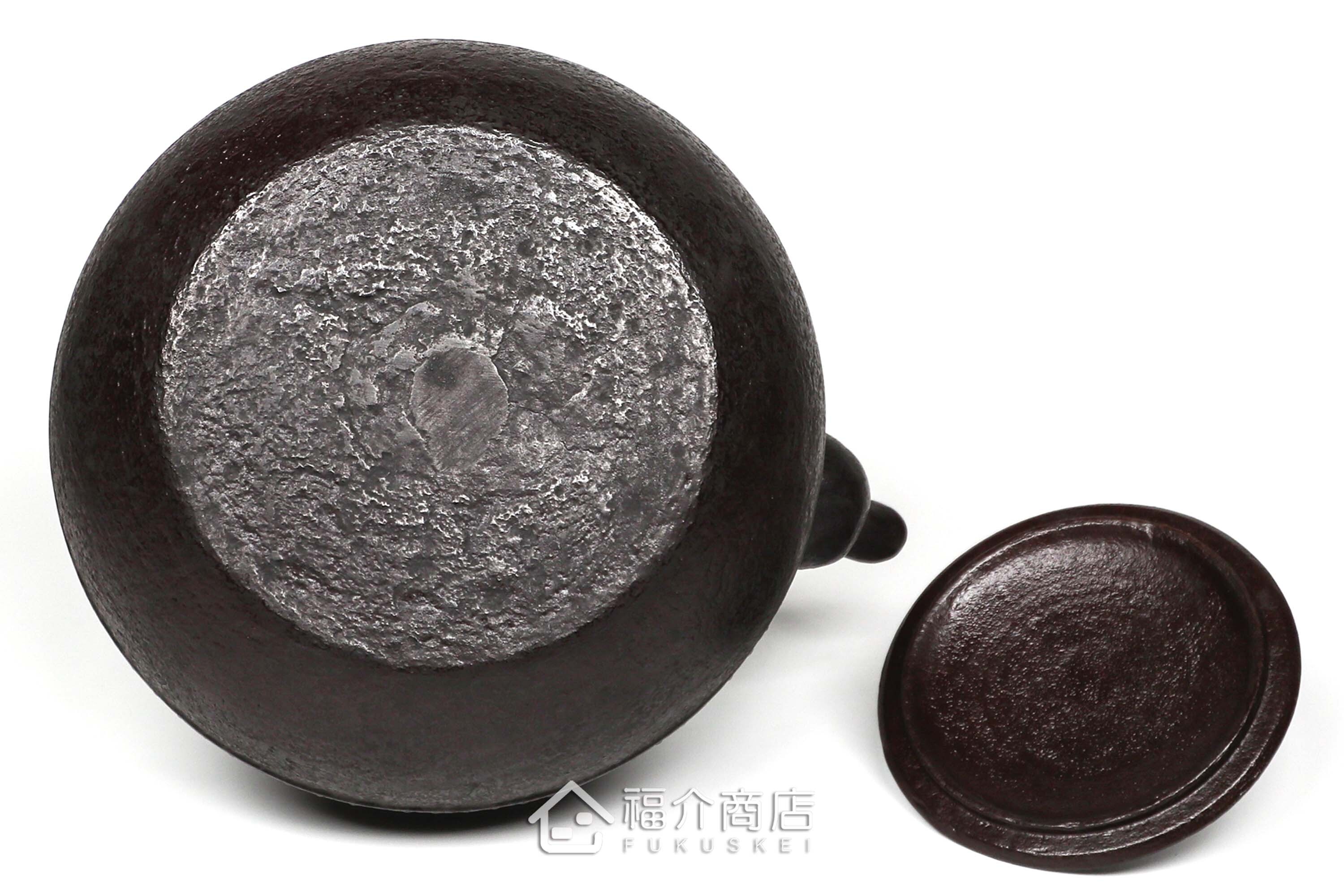 櫻花造型的泡茶煮水鑄鐵壺