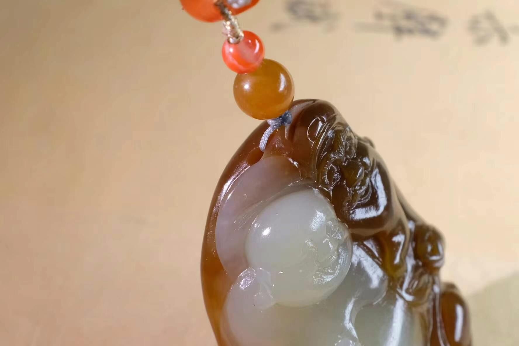 519733 和田玉且末金山礦糖白福財掛件