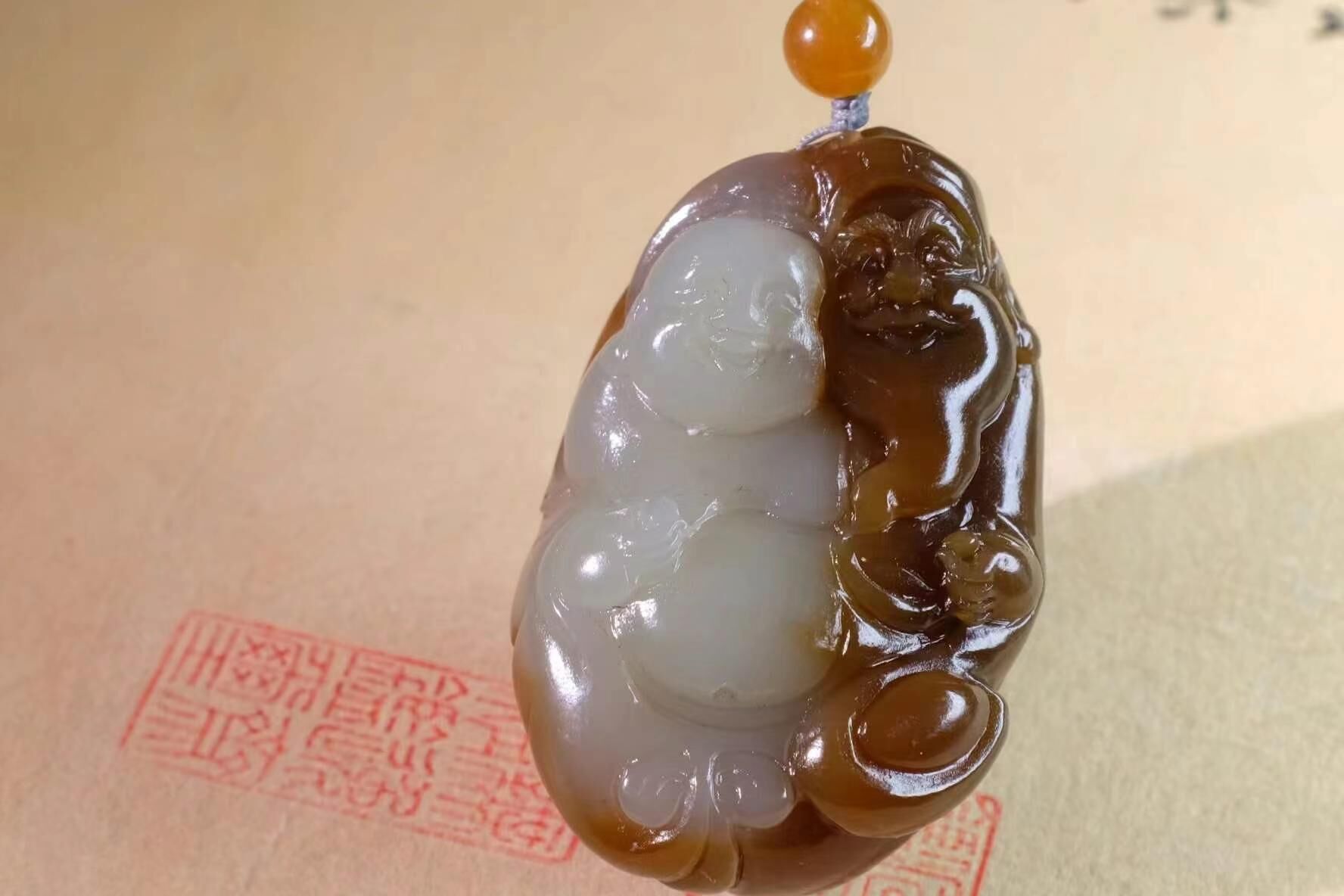 和田玉且末金山礦糖白福財掛件,天然和田玉軟玉