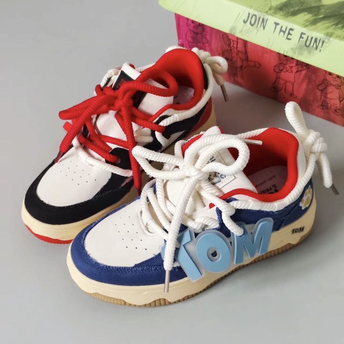 『預購』TALKING TOM 會說話的湯姆貓  麵包鞋 板鞋 鴛鴦配色 增高