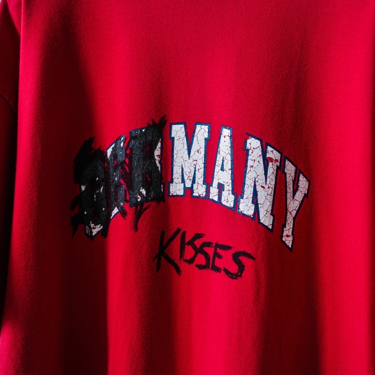 Balenciaga kiss聯名紅色短袖上衣 1號