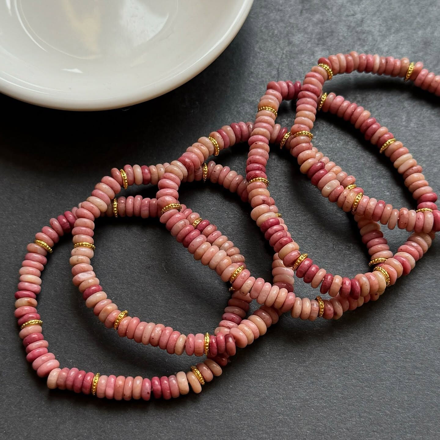 [原石] 薔薇輝石 算盤珠手串