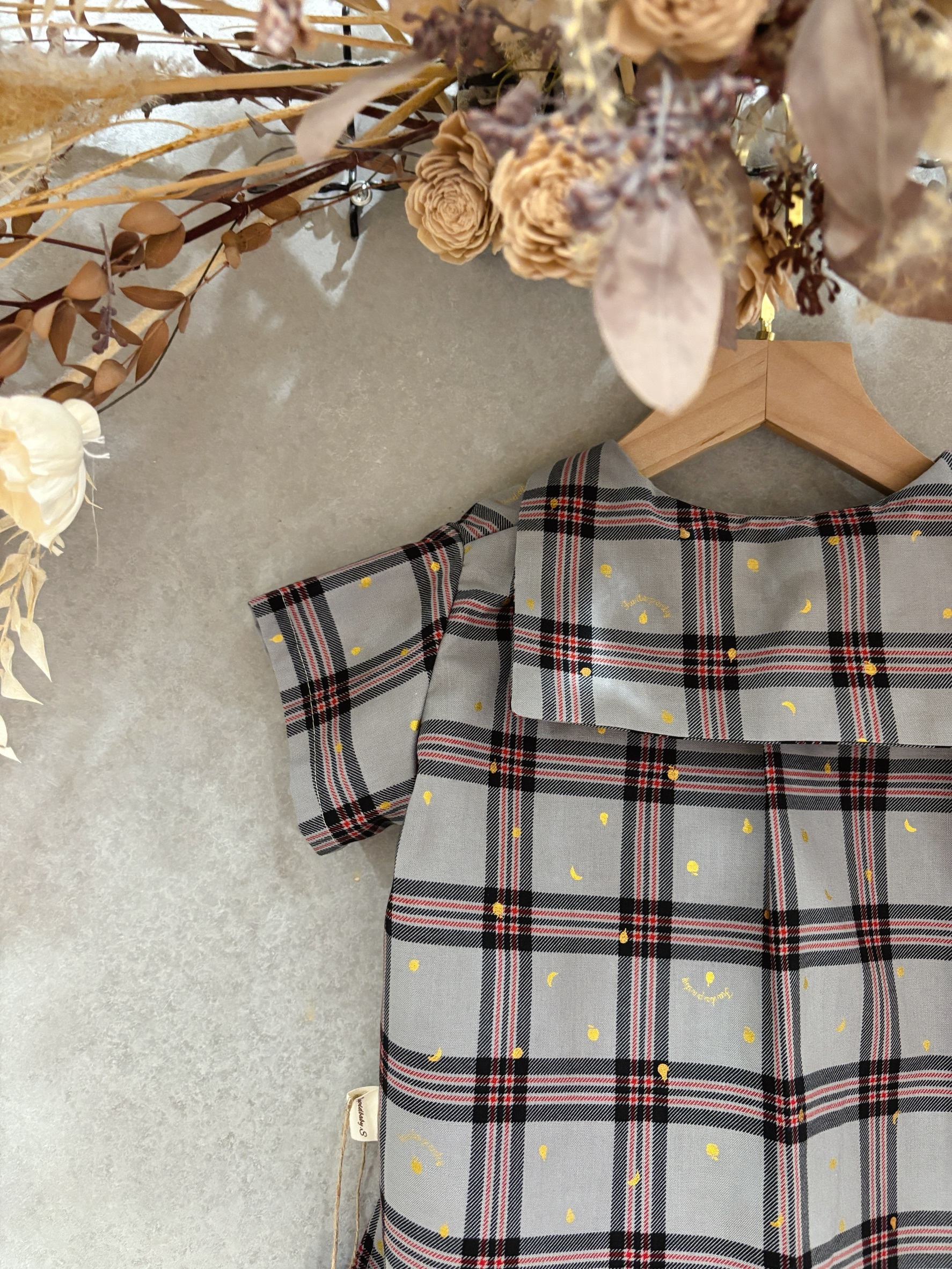 燙金灰格水果 海軍領短袖上衣 (100)