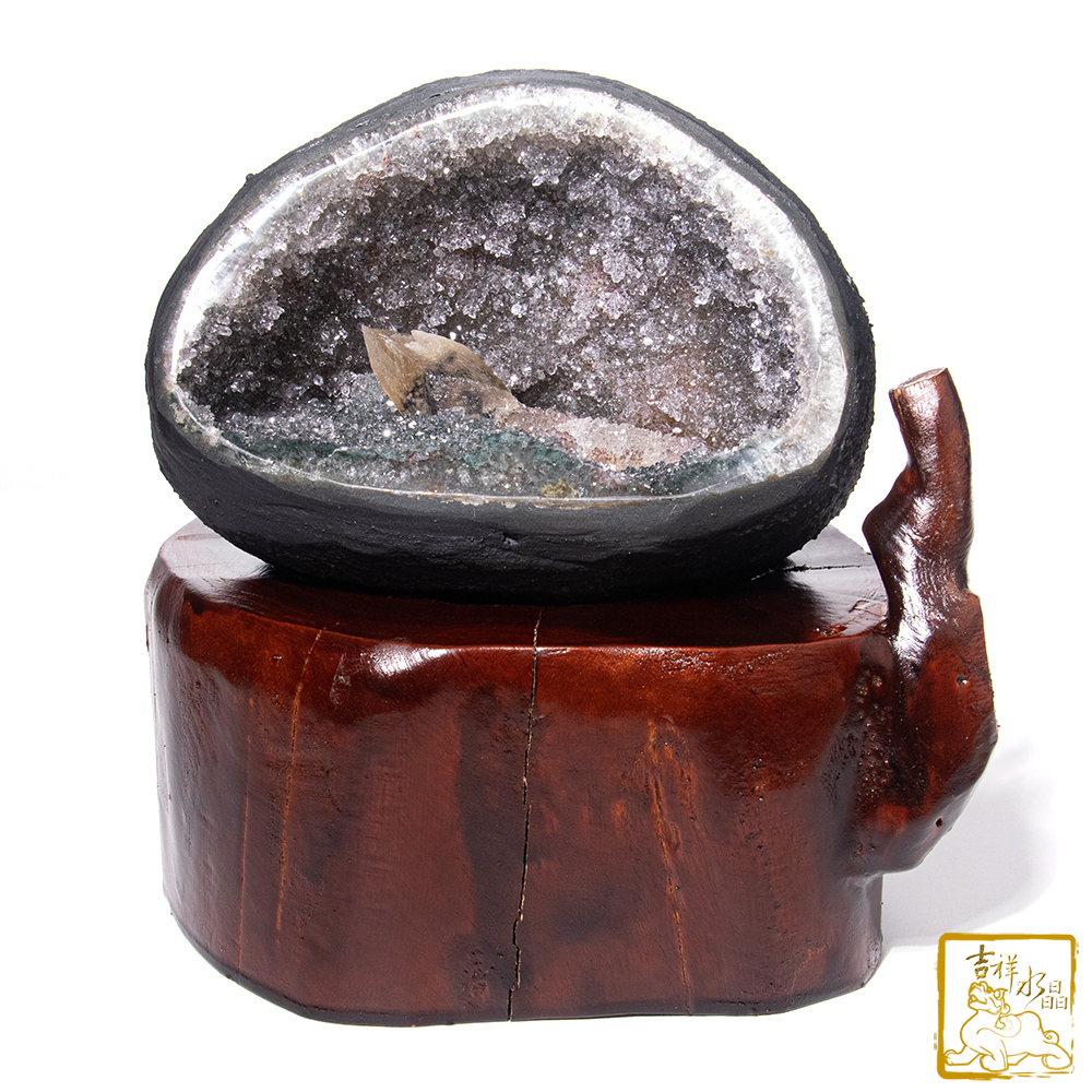 烏拉圭異象水晶洞 1.31kg 趨吉避凶