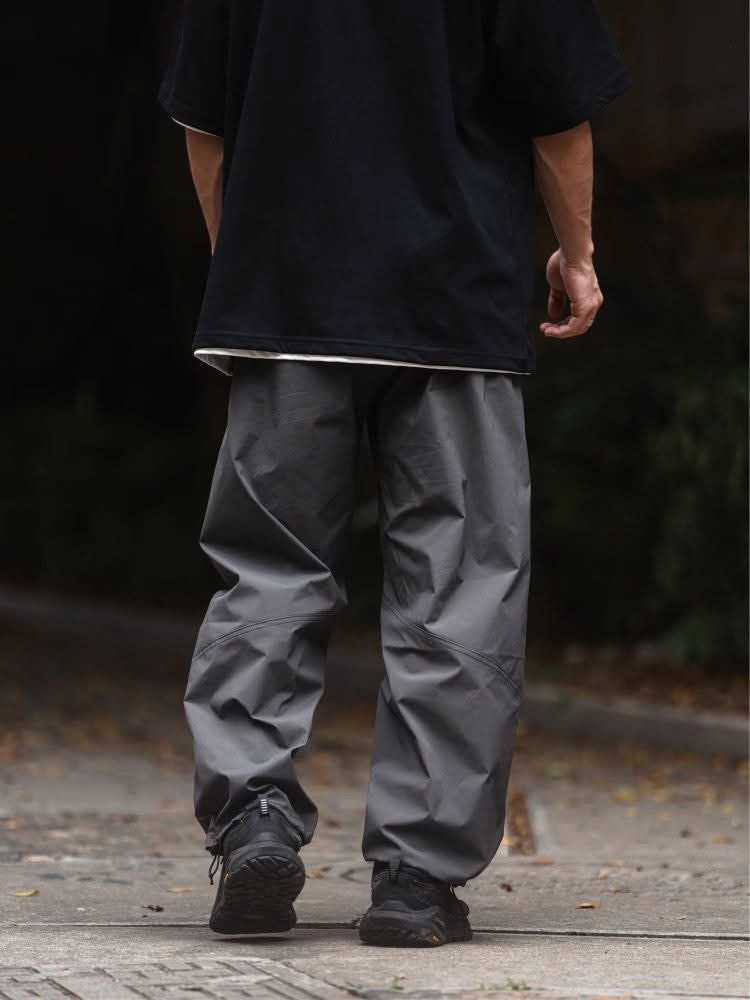 #預購 BTB 25SS 休閒 寬鬆 機能 微彎刀 立體剪裁 直筒抽繩長褲 三色