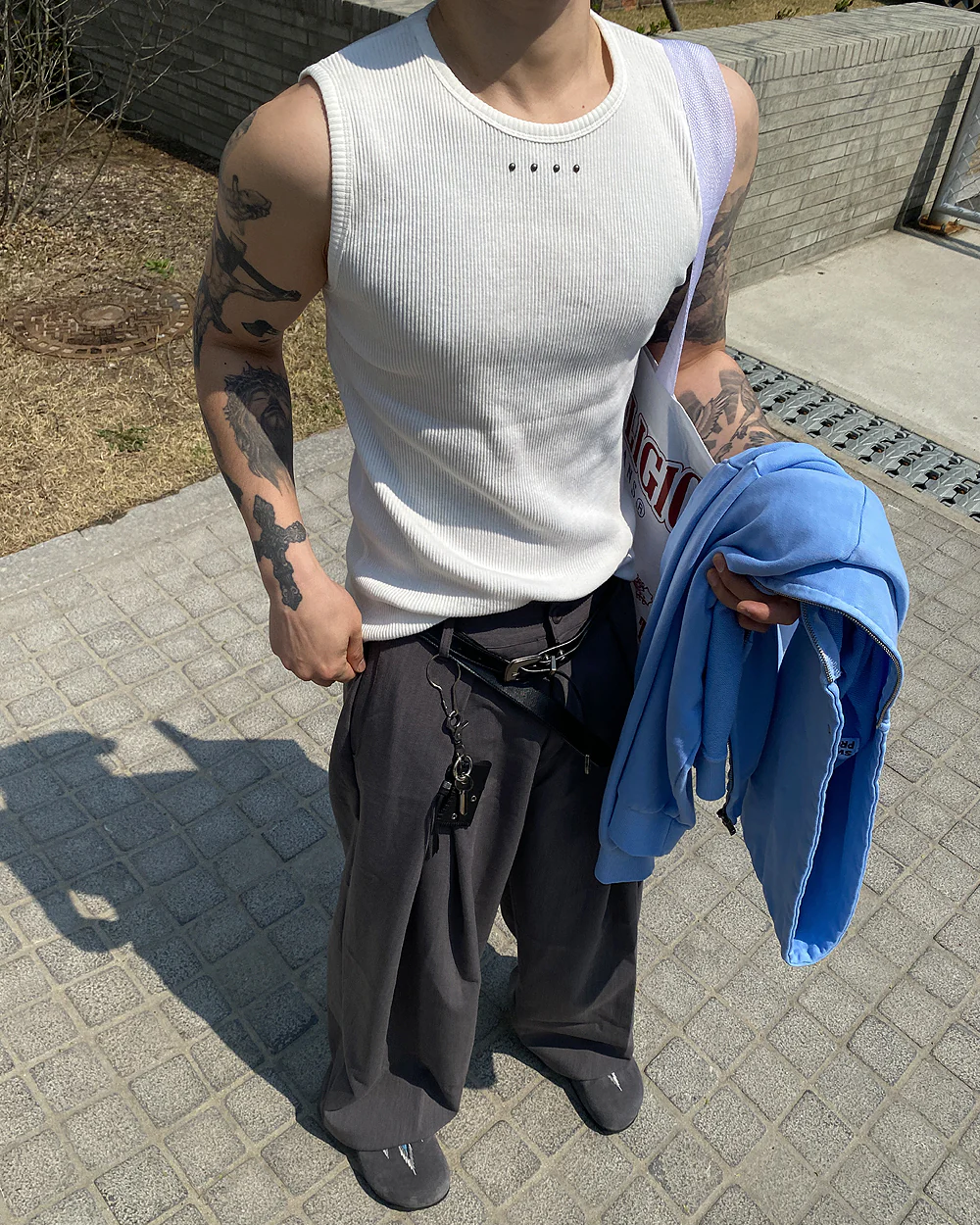 鉚釘羅紋肌肉背心