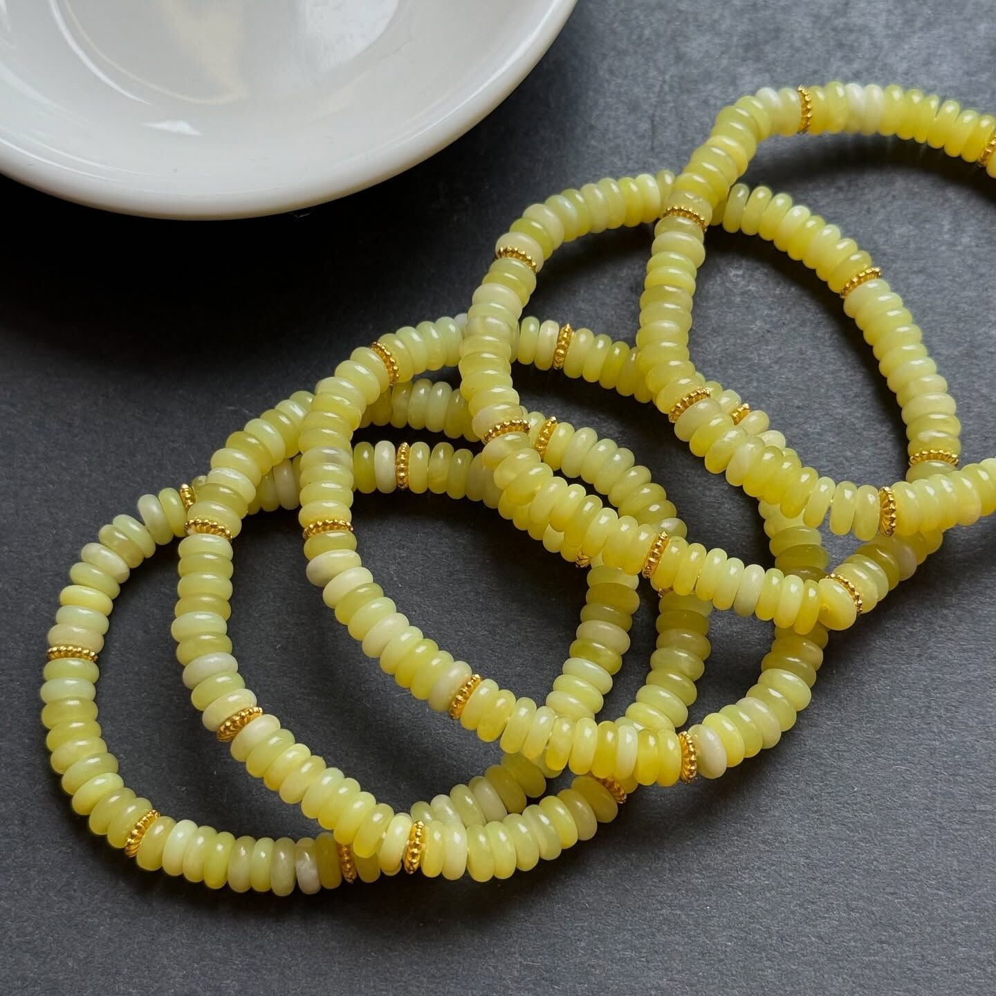 [原石] 岫玉 算盤珠手串