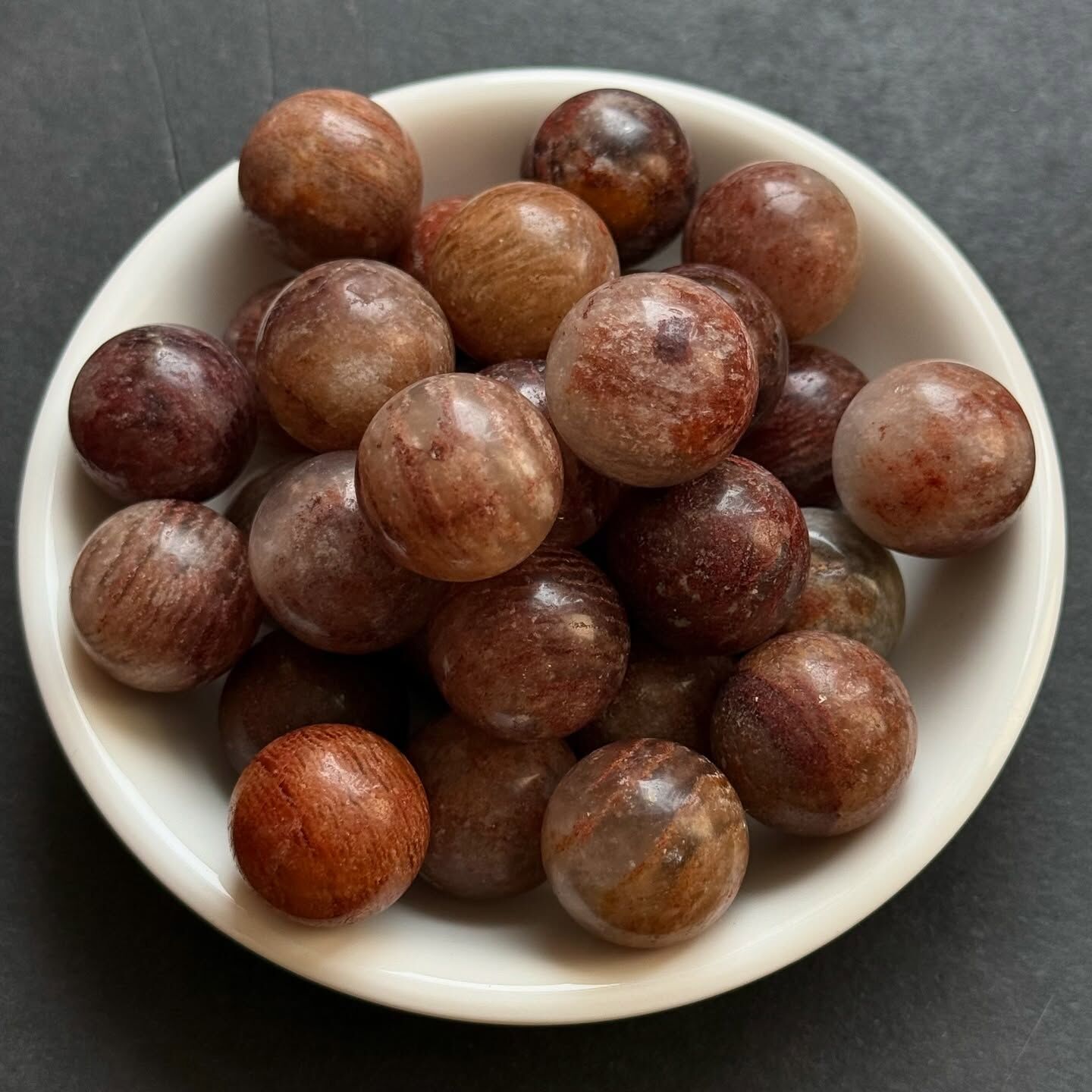 [原石] 千層幽靈水晶 水晶小球