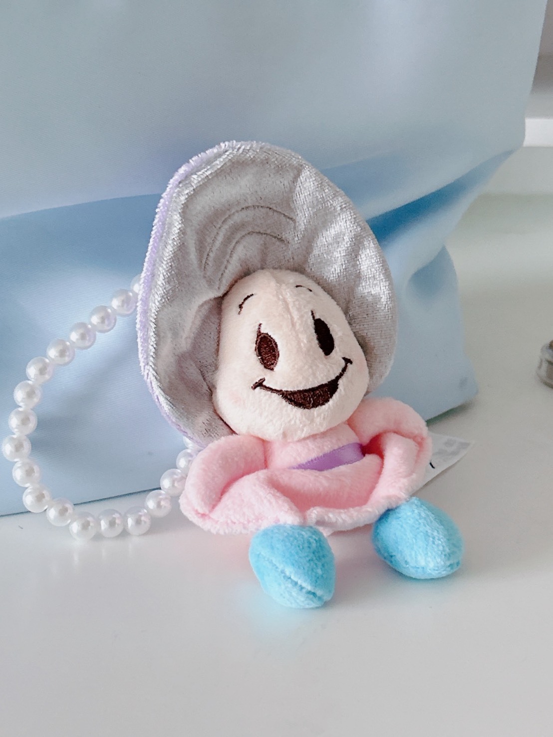 DISNEY STORE 迪士尼 牡蠣寶寶系列 微笑表情 珍珠鏈 玩偶 毛絨掛件