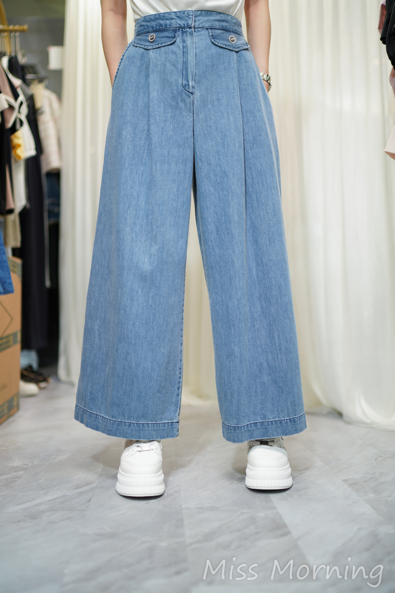 通花邊邊款上衣(14634)&罕有靚cut顯瘦牛仔褲(33969)