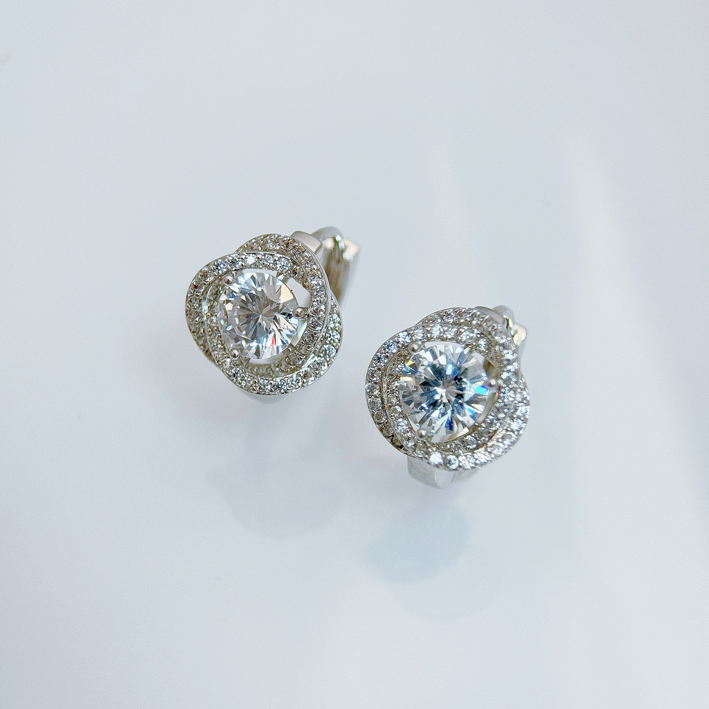 金銀扭圈主鑽耳環